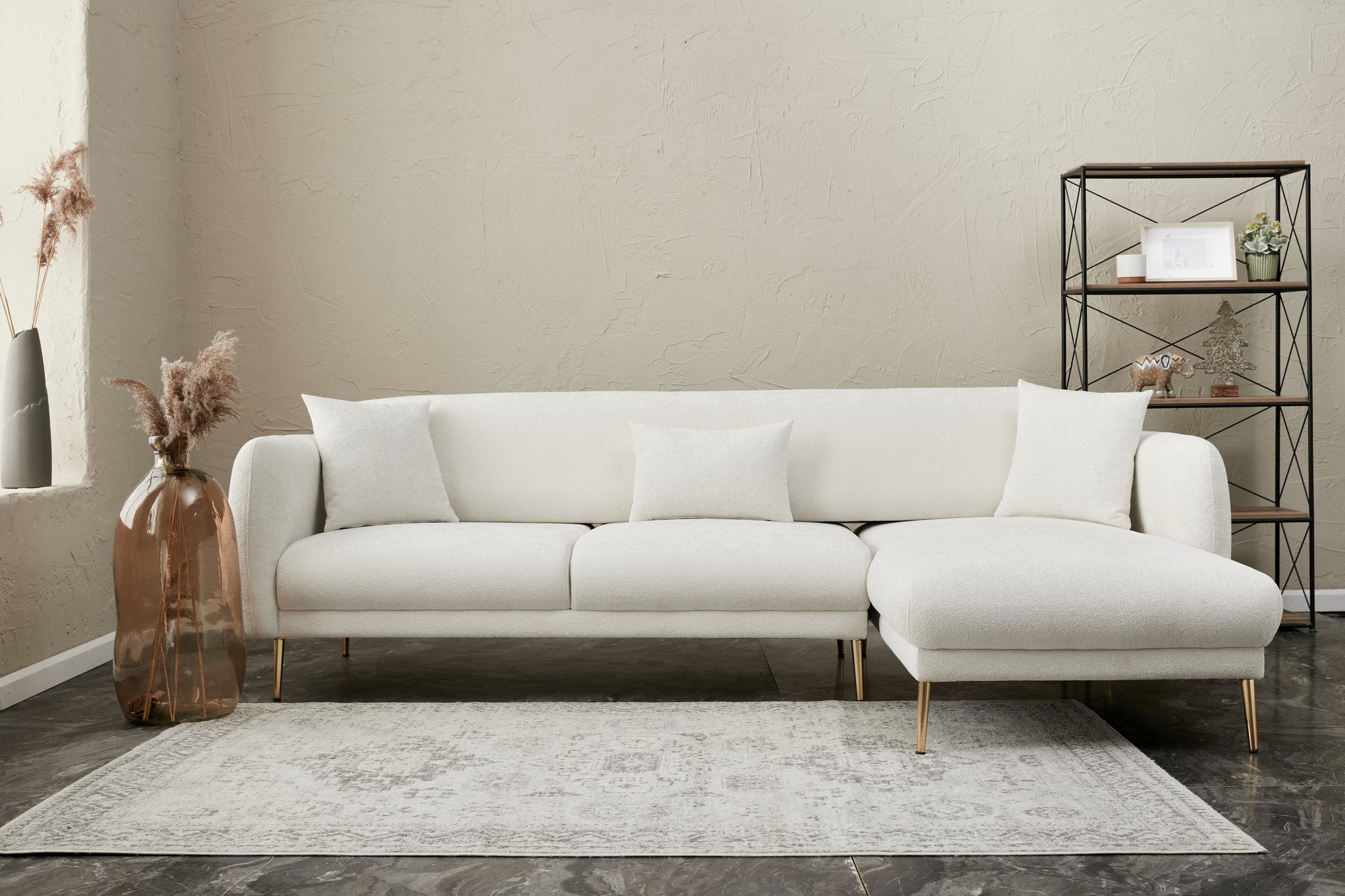 Sofá-cama de canto elegante, creme e dourado, estrutura de madeira de faia, 77x70x77 cm | 100% poliéster, pernas de metal, fácil de limpar, inclui 3 almofadas decorativas