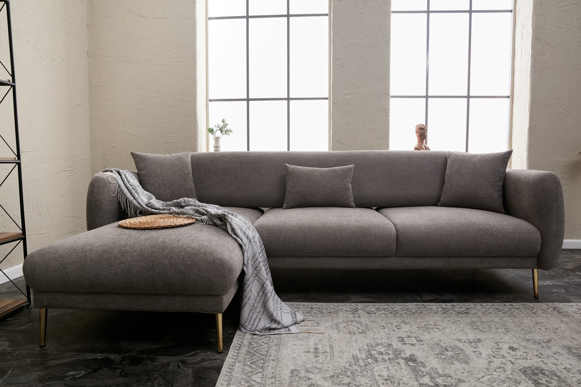 Sofá-cama de canto elegante, cinza e dourado, estrutura de madeira de faia, 266 x 133 cm | 100% poliéster, fácil de limpar, design moderno e glamouroso, perfeito para salas de estar