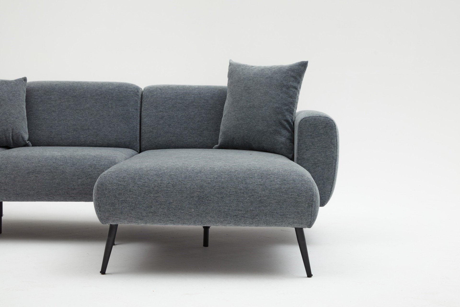 Sofá de canto elegante em antracite, estrutura de madeira de faia, 252 cm | Tecido bouclette 100% poliéster, fácil de limpar | Design reversível, pernas de metal, braços removíveis