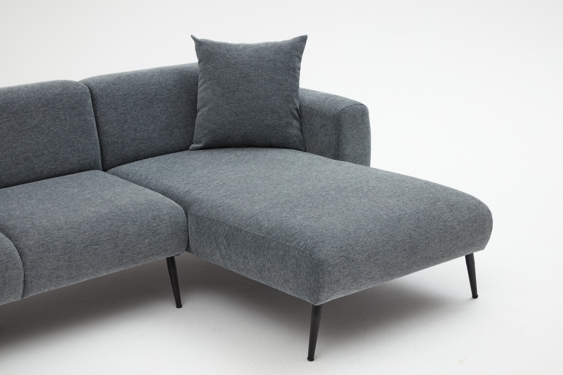 Sofá de canto elegante em antracite, estrutura de madeira de faia, 252 cm | Tecido bouclette 100% poliéster, fácil de limpar | Design reversível, pernas de metal, braços removíveis