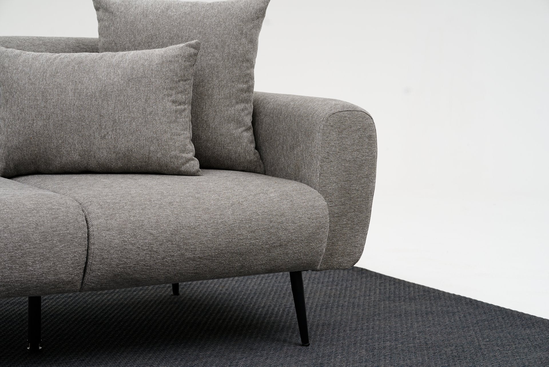Sofá elegante de 2 lugares, cinza claro, 171 cm | Estrutura 100% madeira de faia, tecido de poliéster chenille | Perfeito para salas de estar modernas e espaços aconchegantes