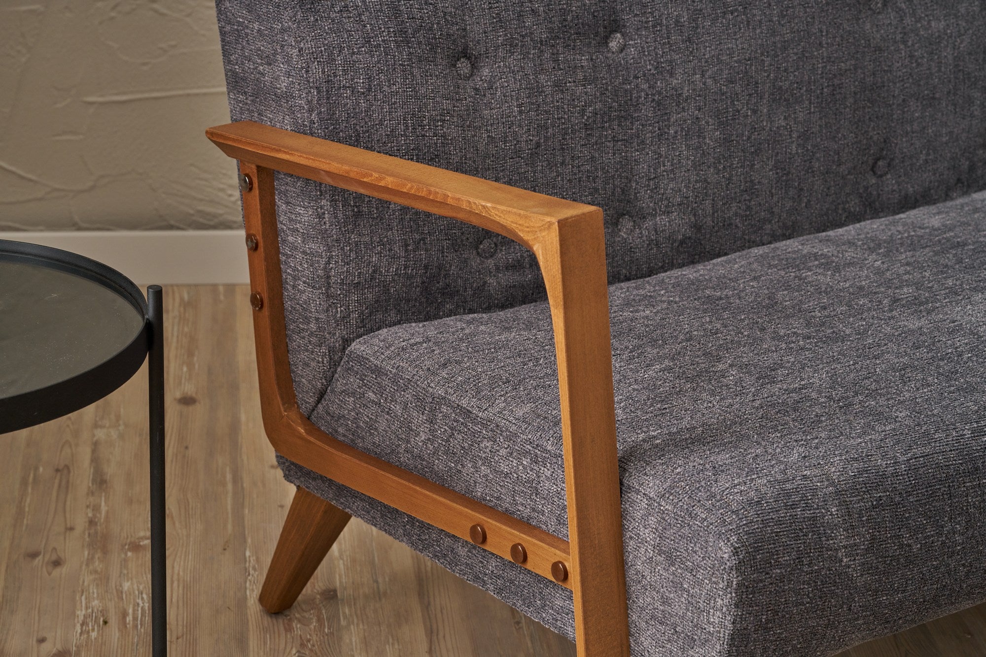 Sofá elegante de 2 lugares, tecido chenille cinza, estrutura de madeira de faia, 114 x 85 x 80 cm | Assentos confortáveis de espuma DNS 32 | Perfeito para salas de estar modernas