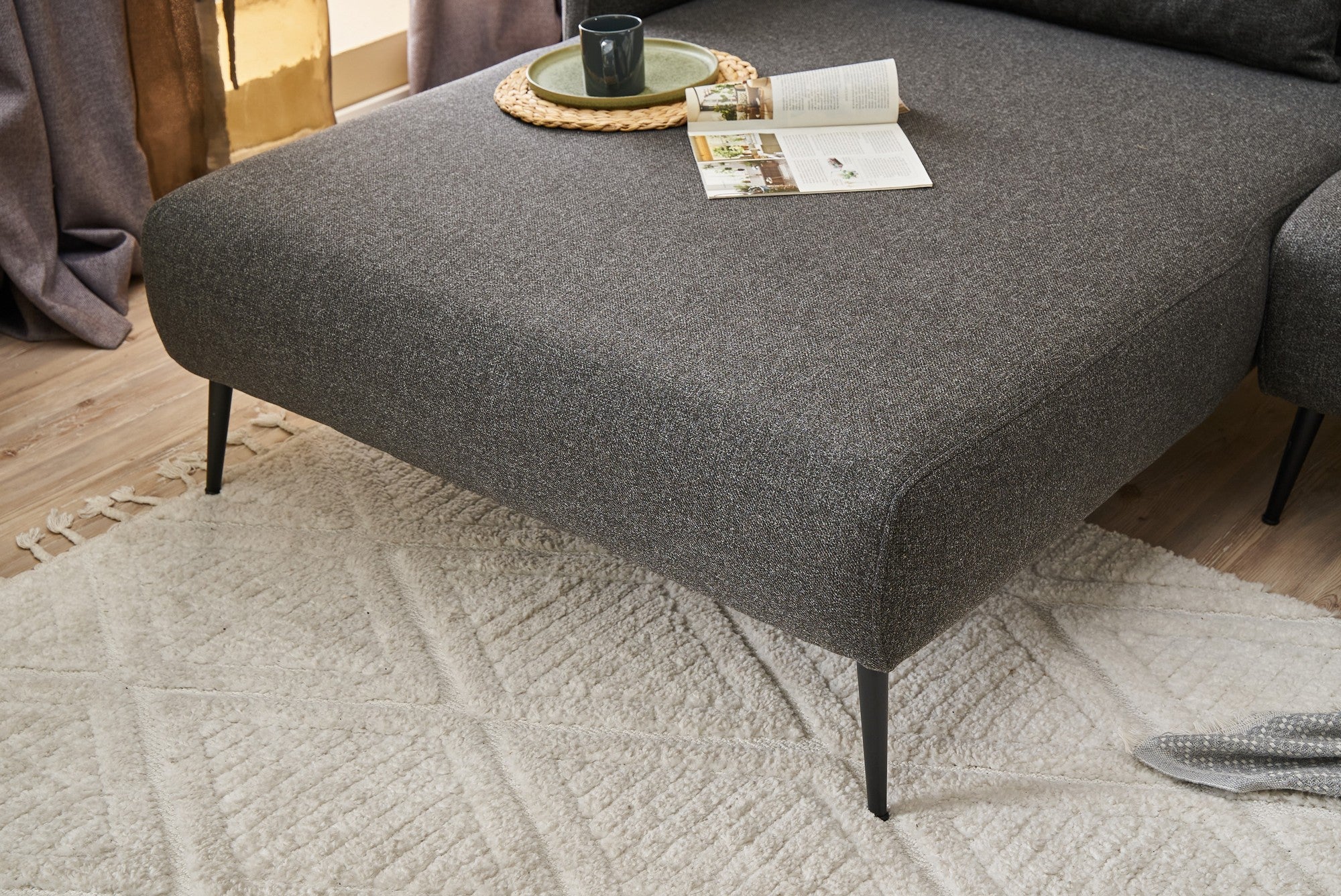Sofá de canto elegante, antracite, 250 cm | Estrutura em madeira de faia, 100% linho, espuma 30 DNS | Perfeito para salas de estar modernas, design confortável e elegante