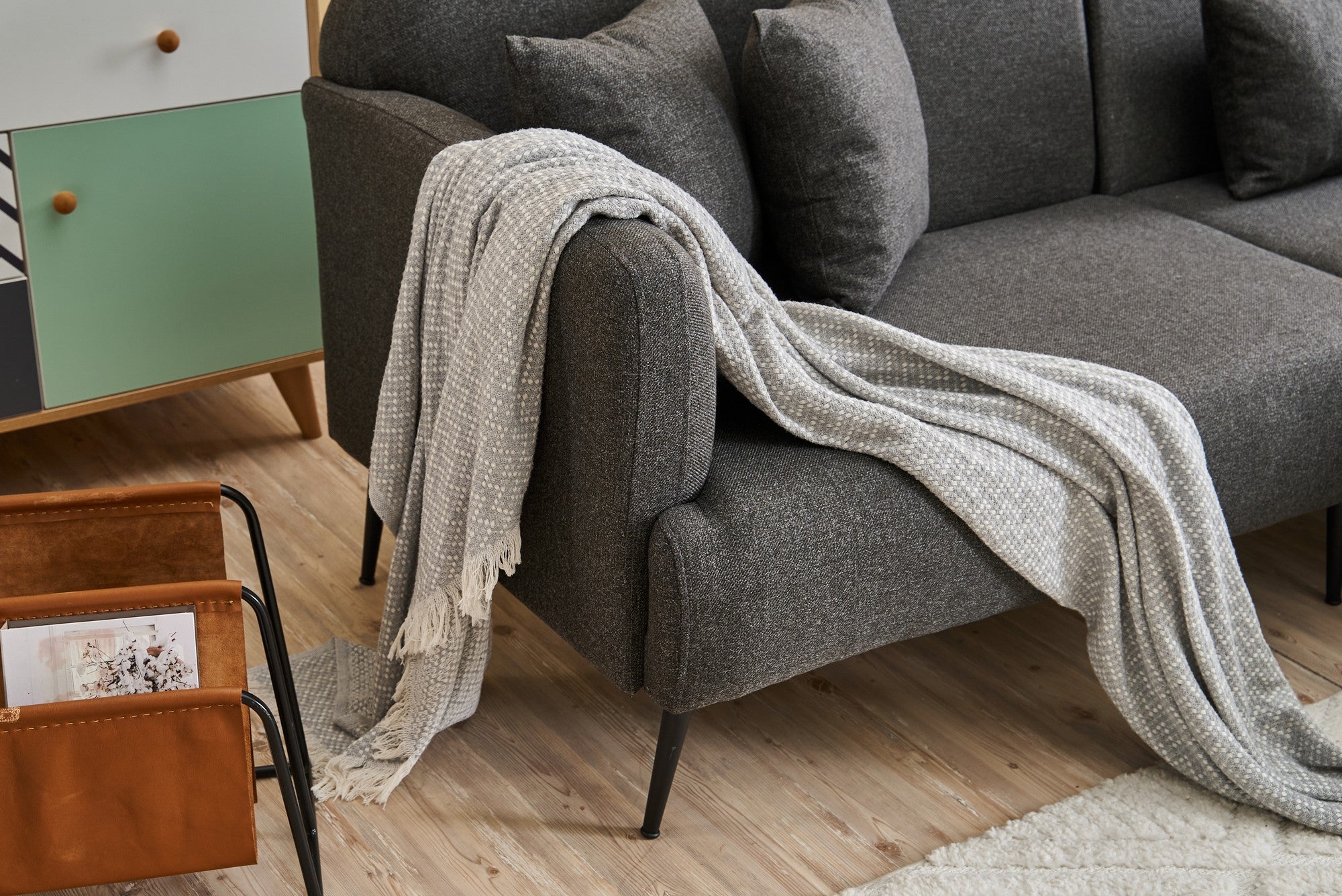Sofá de canto elegante, antracite, 250 cm | Estrutura em madeira de faia, 100% linho, espuma 30 DNS | Perfeito para salas de estar modernas, design confortável e elegante