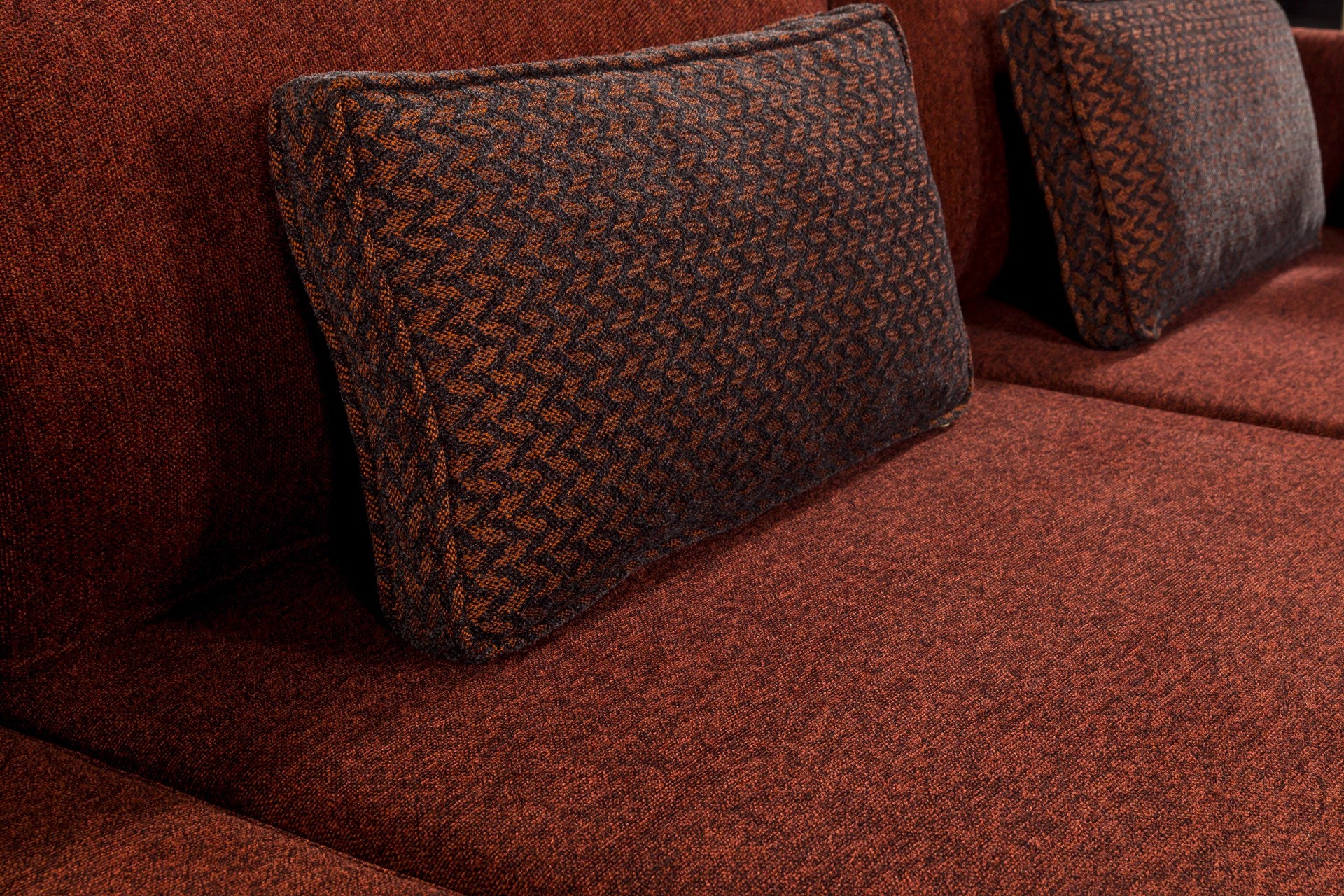 Sofá-cama de canto vermelho Claret, estrutura de madeira de faia, 285 cm | Tecido chenille 100% poliéster, espuma 30 DNS, elegante e funcional para espaços modernos