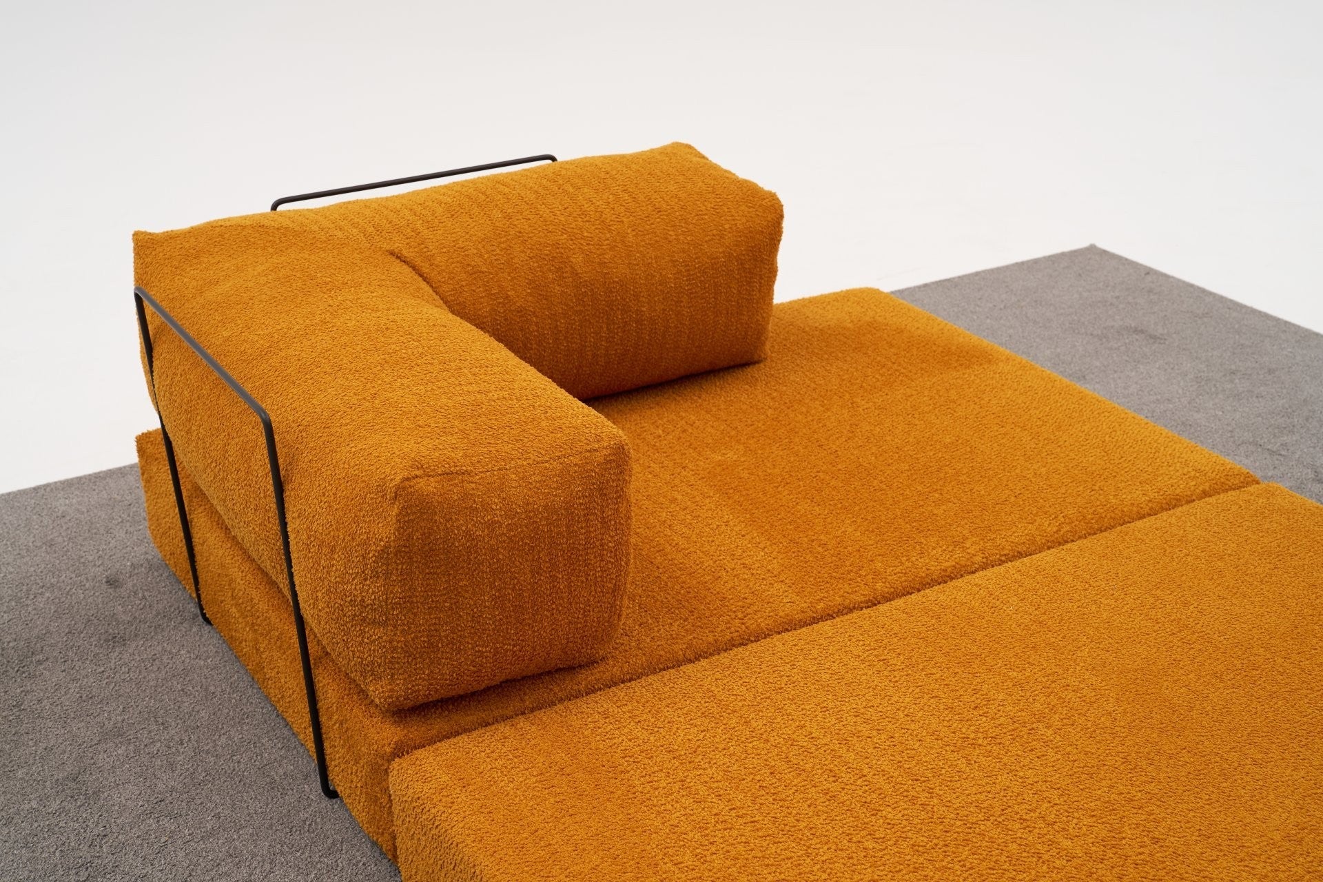 Sofá de 2 Lugares Comfort – Laranja – 140x75x95 cm | Tribo Home