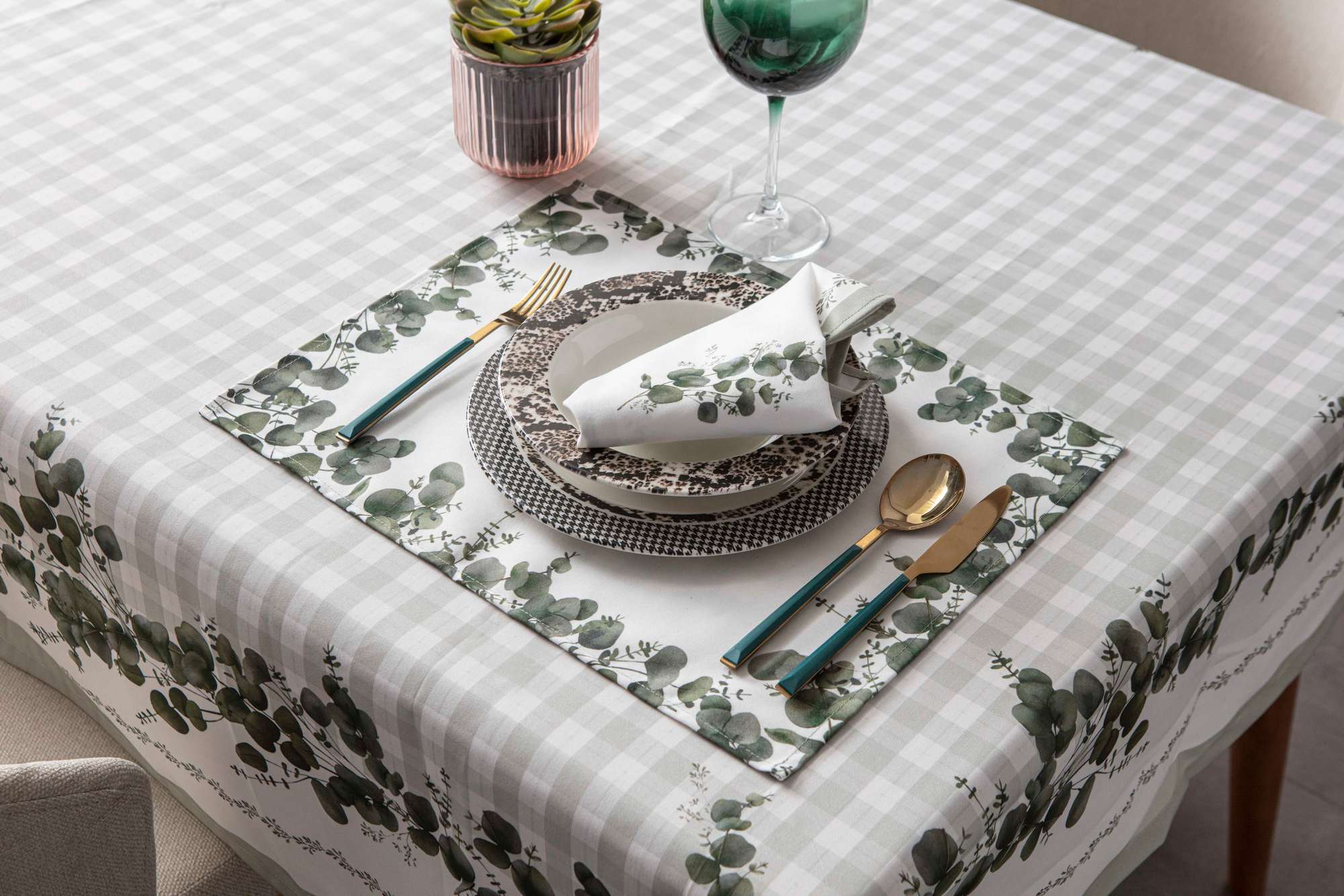 Conjunto de Bases de Pratos (6 peças)-Eucalyptus-Verde
Branco