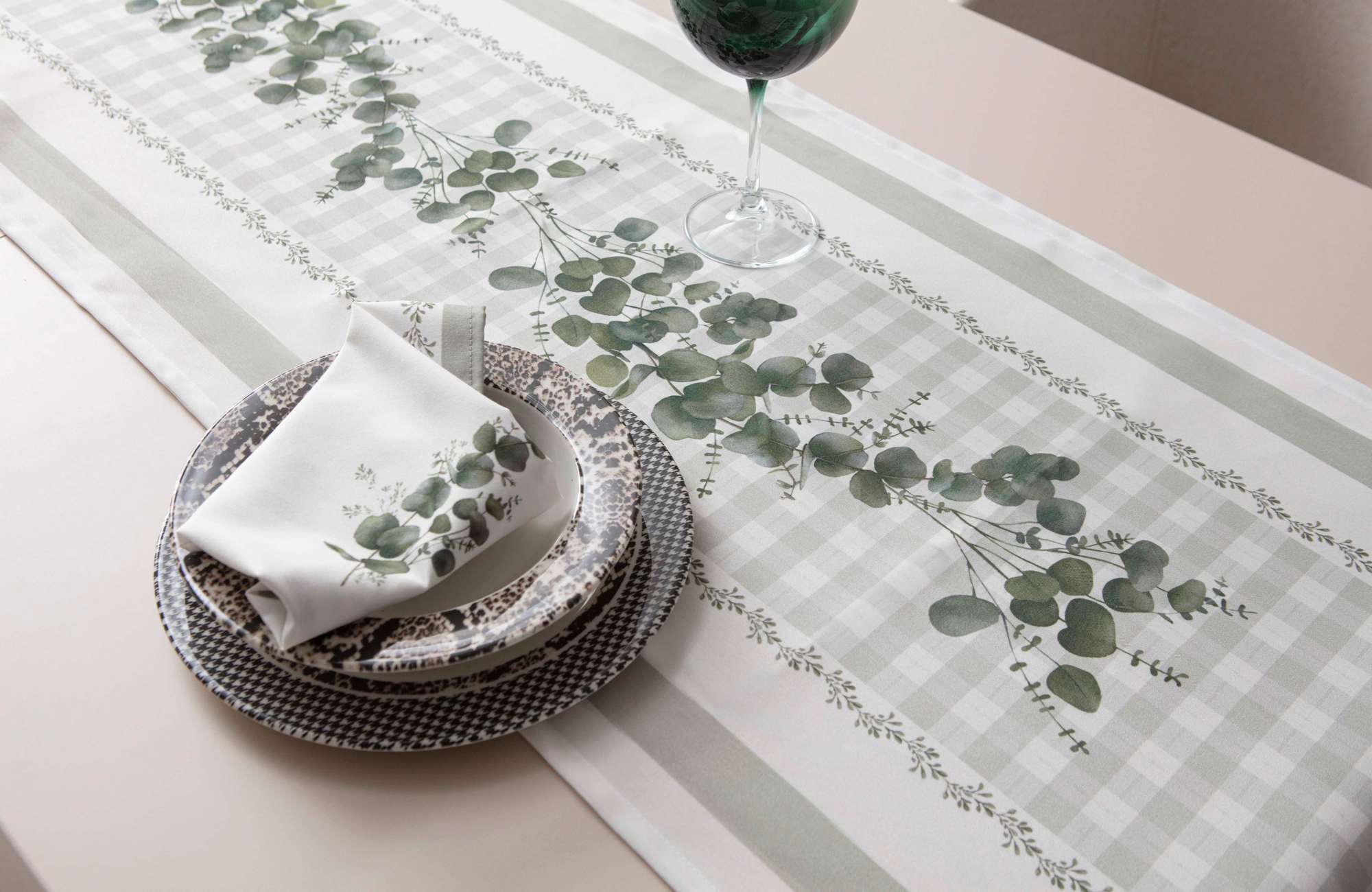 Caminho de Algodão – 50 x 150 cm – Verde e Branco