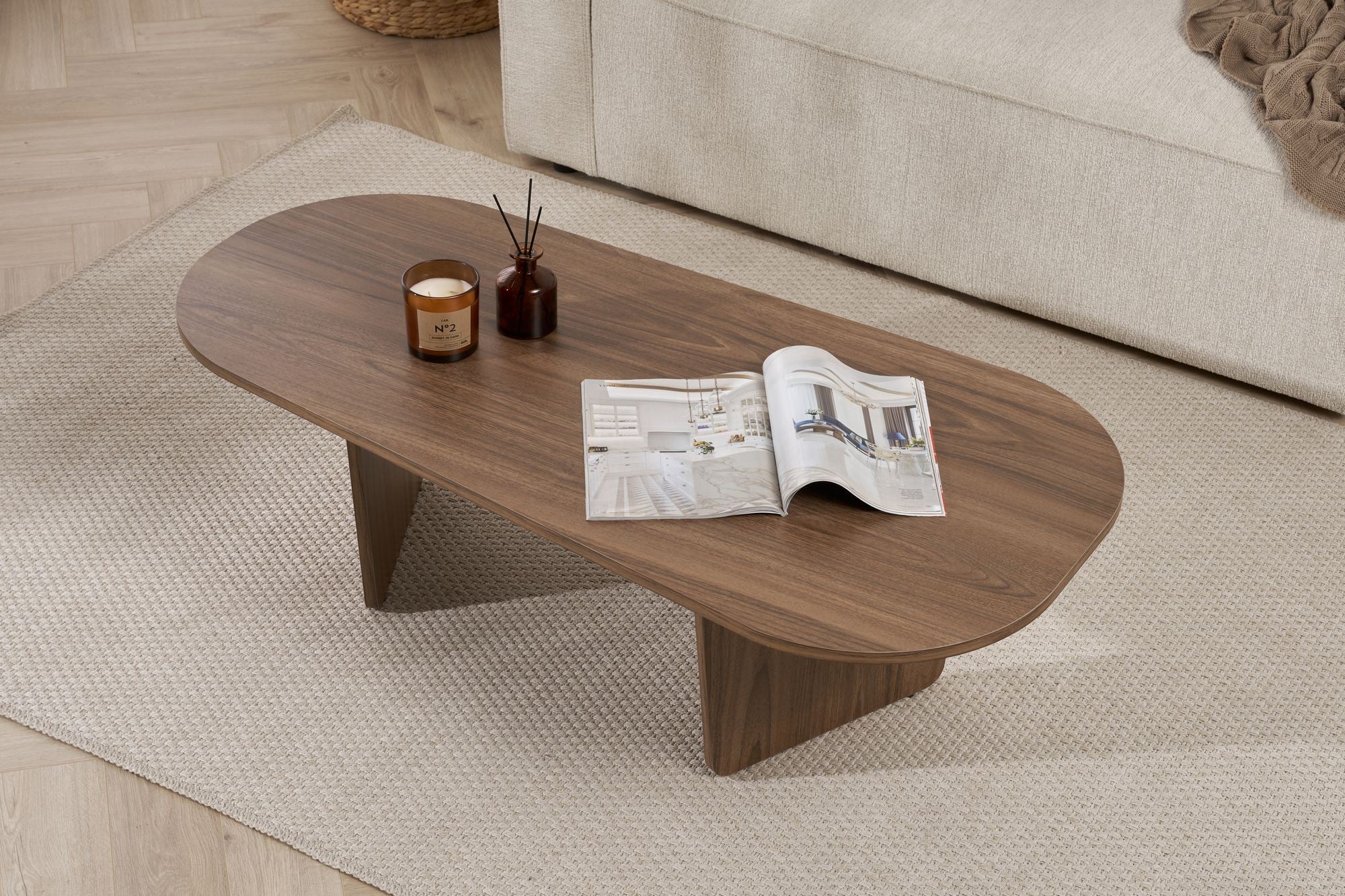 Mesa de Centro em Nogueira - Design Moderno com Revestimento Melamínico Resistente 130x65cm