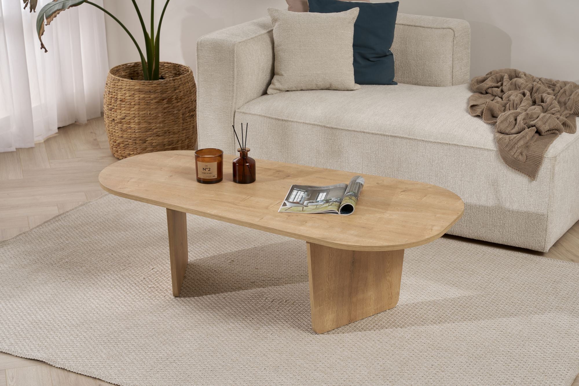 Mesa de Centro em Carvalho - 130cm com Revestimento Melamínico Resistente e Design Moderno