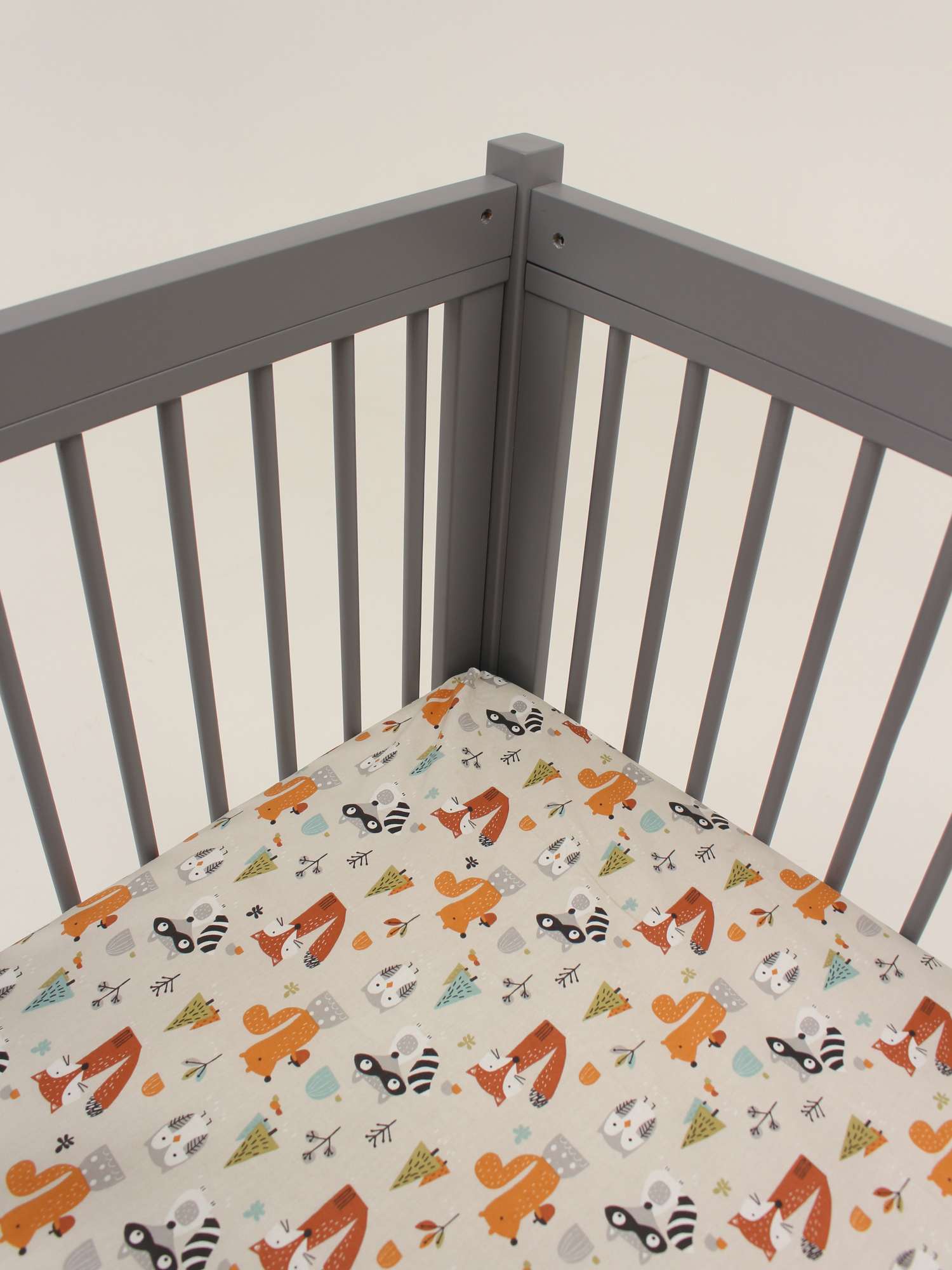 Berço – 127cm x 96cm x 68cm – Cinza – Madeira Aglomerada