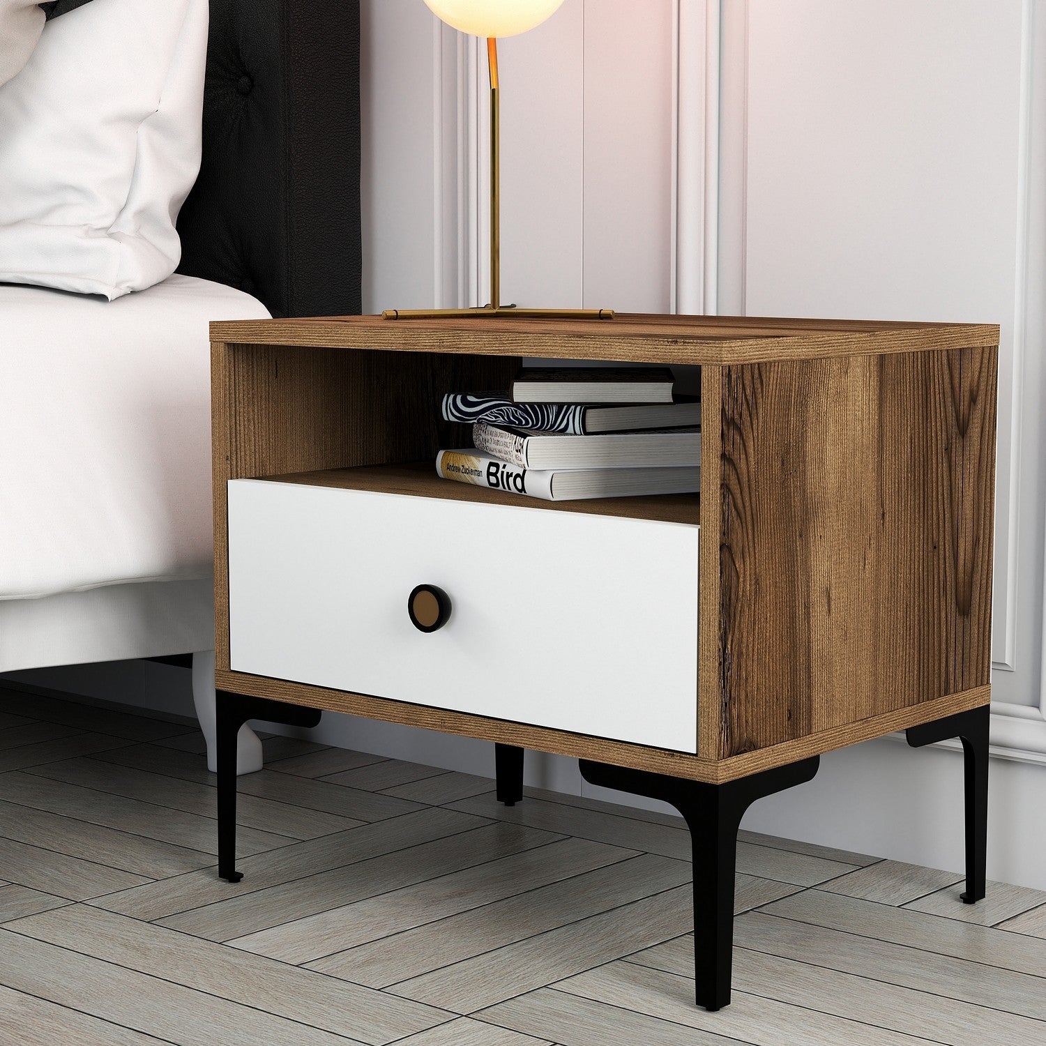 Mesa de cabeceira moderna com pés de metal, nogueira e branco, 56 x 50,8 x 40 cm | Painel de partículas 100% revestido de melamina, 18 mm de espessura | Design elegante e funcional