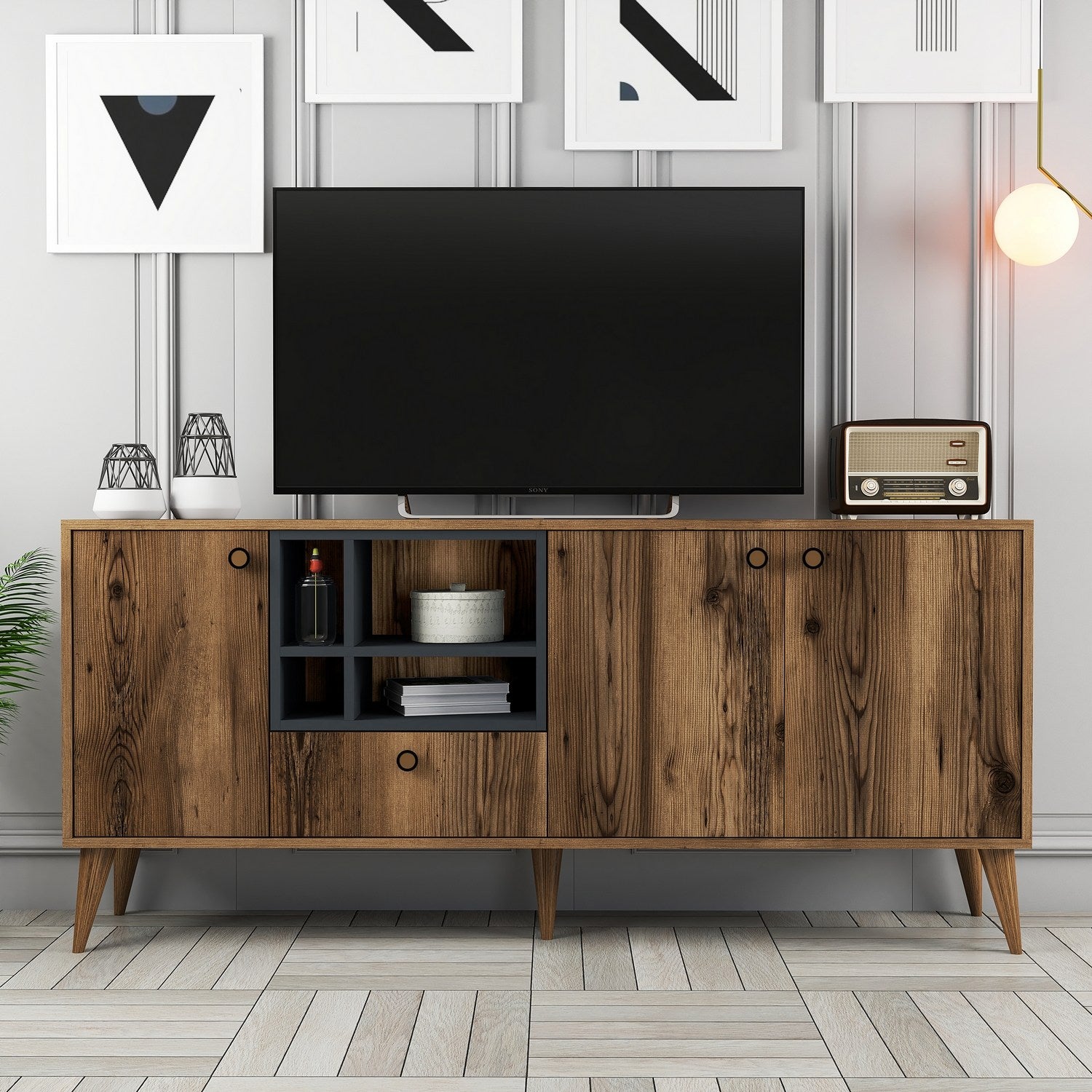 Aparador em nogueira – 180 cm x 81 cm x 35 cm – painel de partículas revestido em melamina