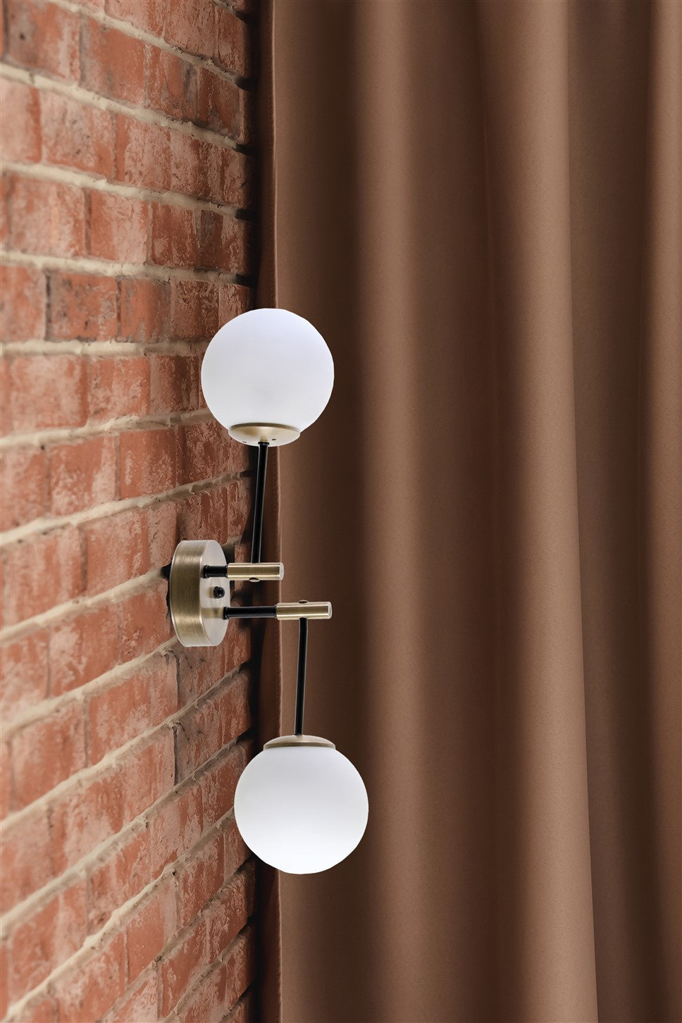 Candeeiro de Parede – 70 cm – Branco – Metal