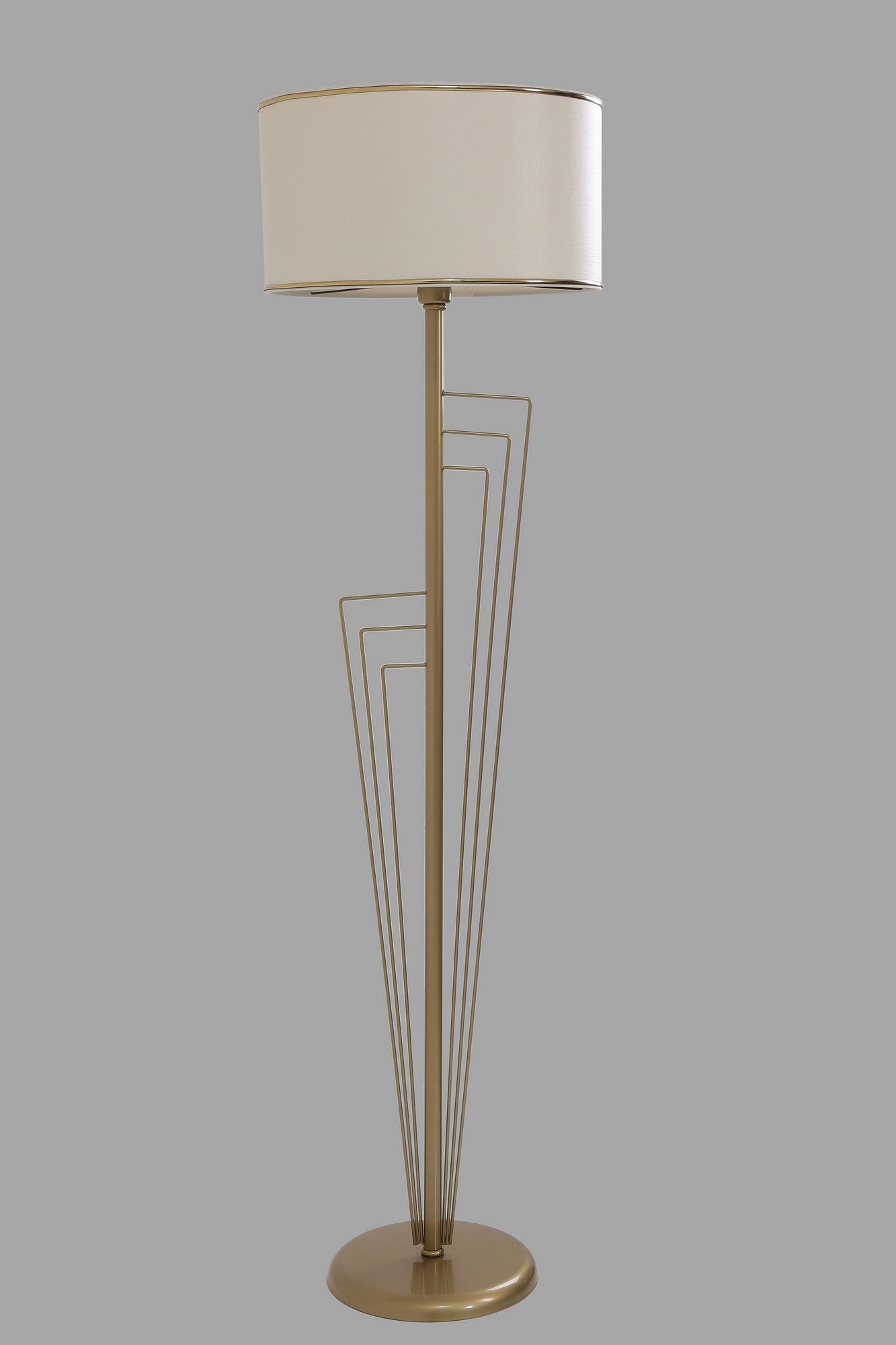 Candeeiro de Pé – 165 cm – Cobre – Metal
