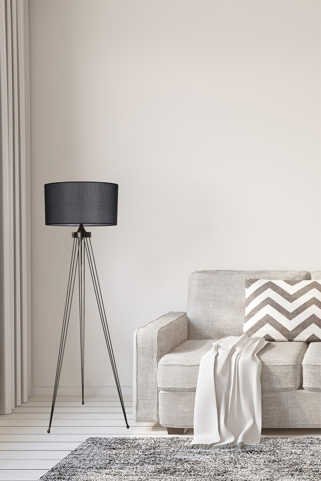 Candeeiro de Pé – 155 cm – Preto – Metal