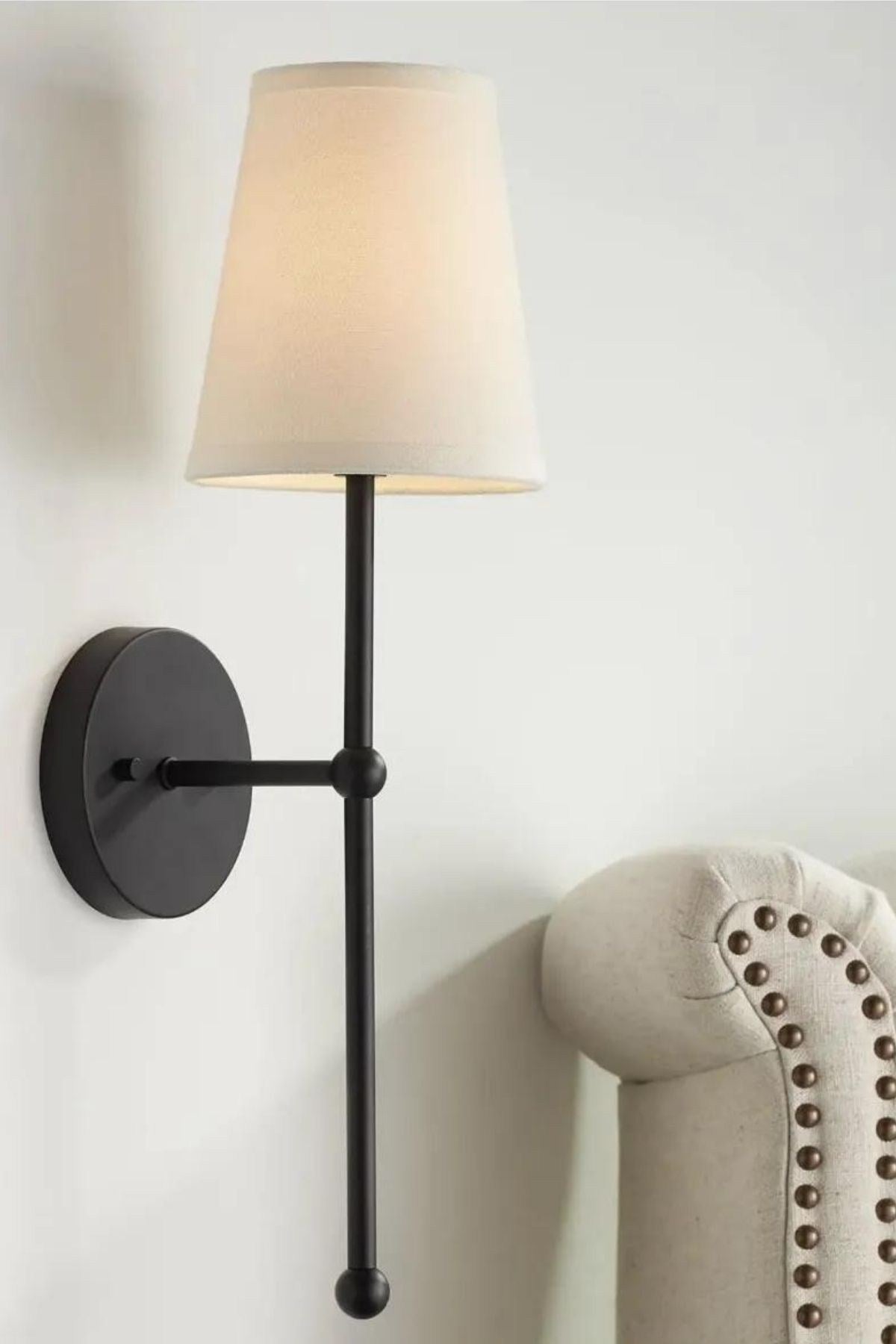 Candeeiro de Parede – 60 cm – Preto e Branco – Metal e Tecido