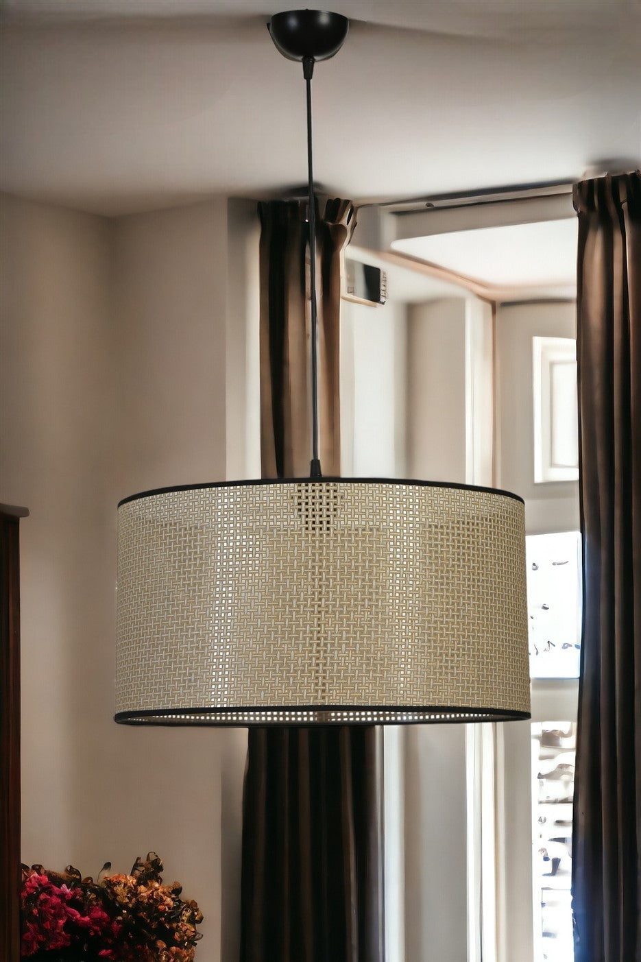 Candeeiro de Teto – 70 cm – Dourado e Preto – Metal