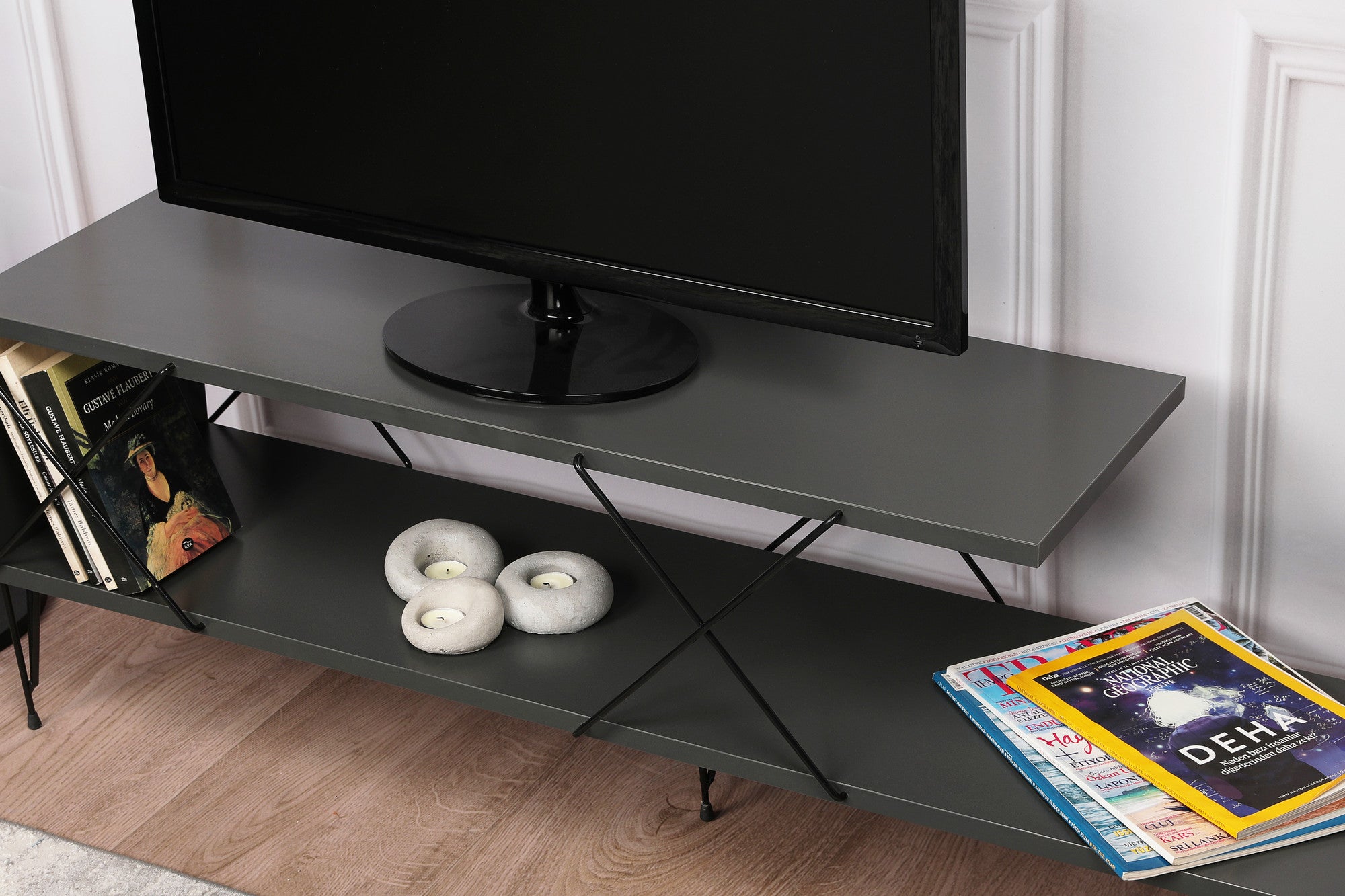 Suporte de TV industrial, antracite, 120 x 40 x 30 cm | Painel de partículas 100% revestido em melamina, 18 mm de espessura, pés de ferro | Várias prateleiras para salas de estar modernas
