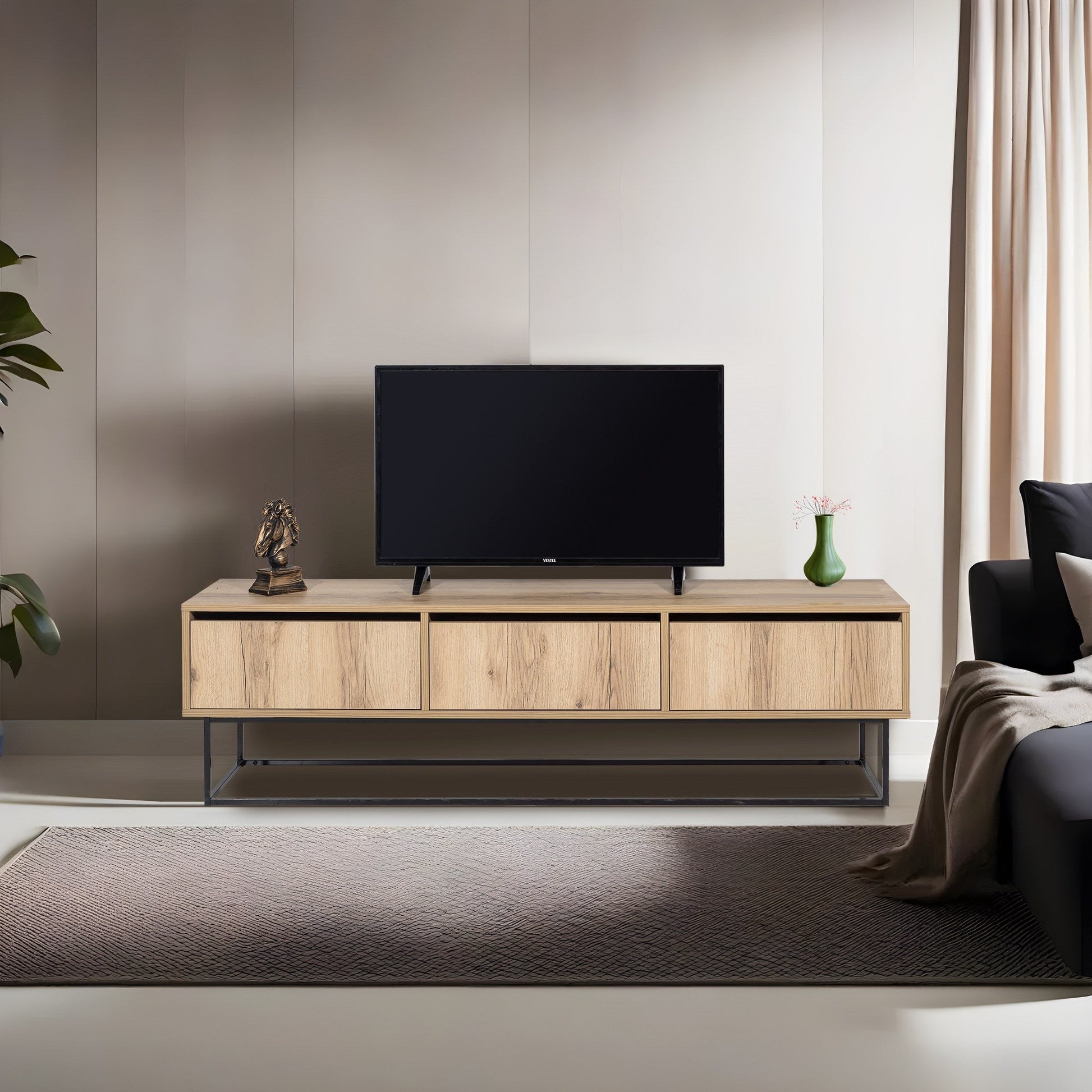 854KLN3074Tribo Home