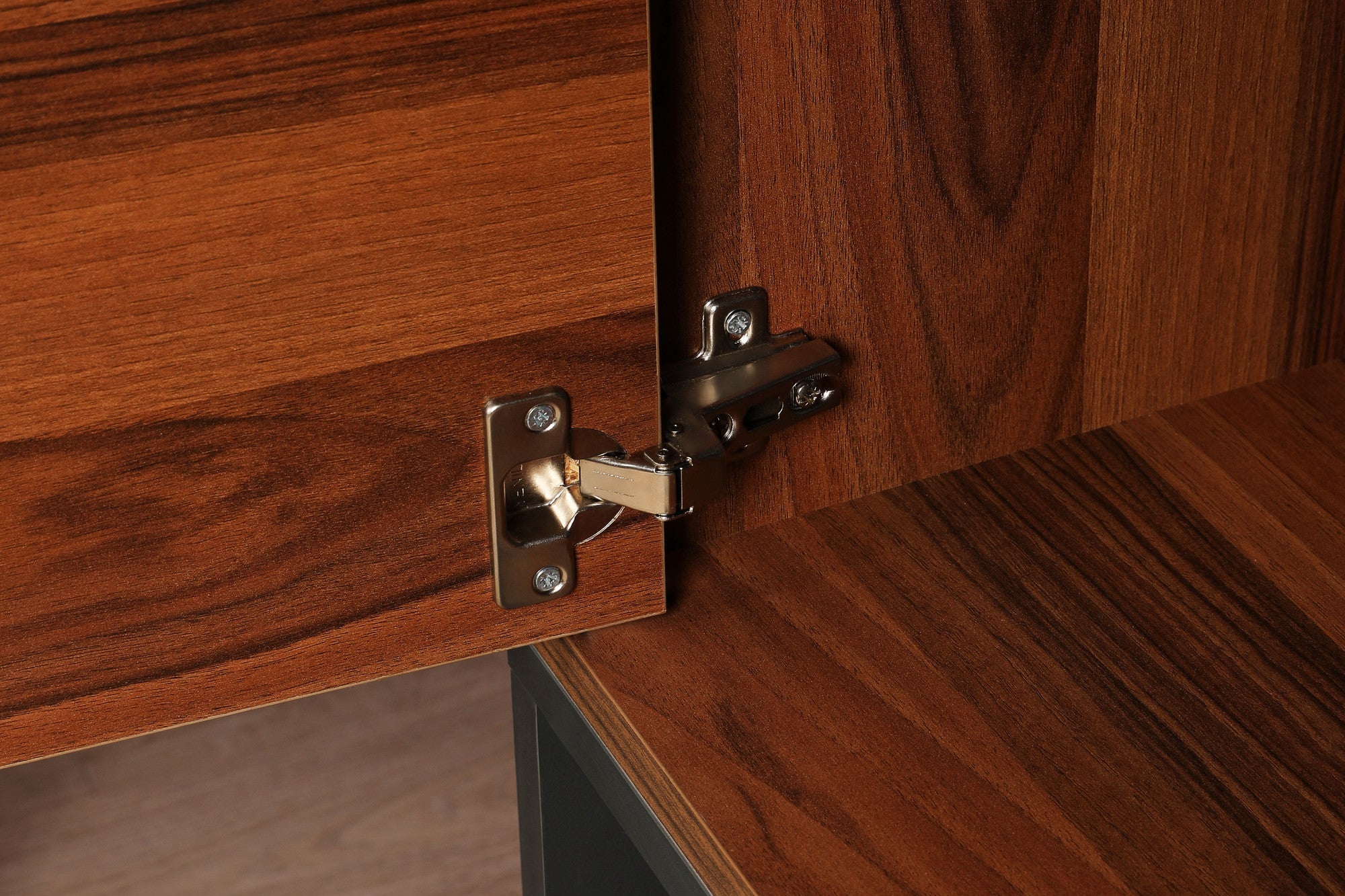 854KLN3604Tribo Home