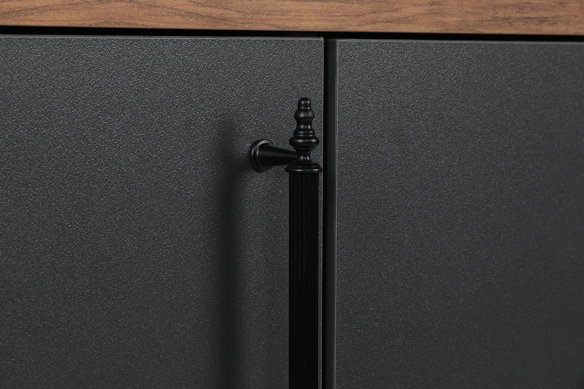 854KLN3907Tribo Home