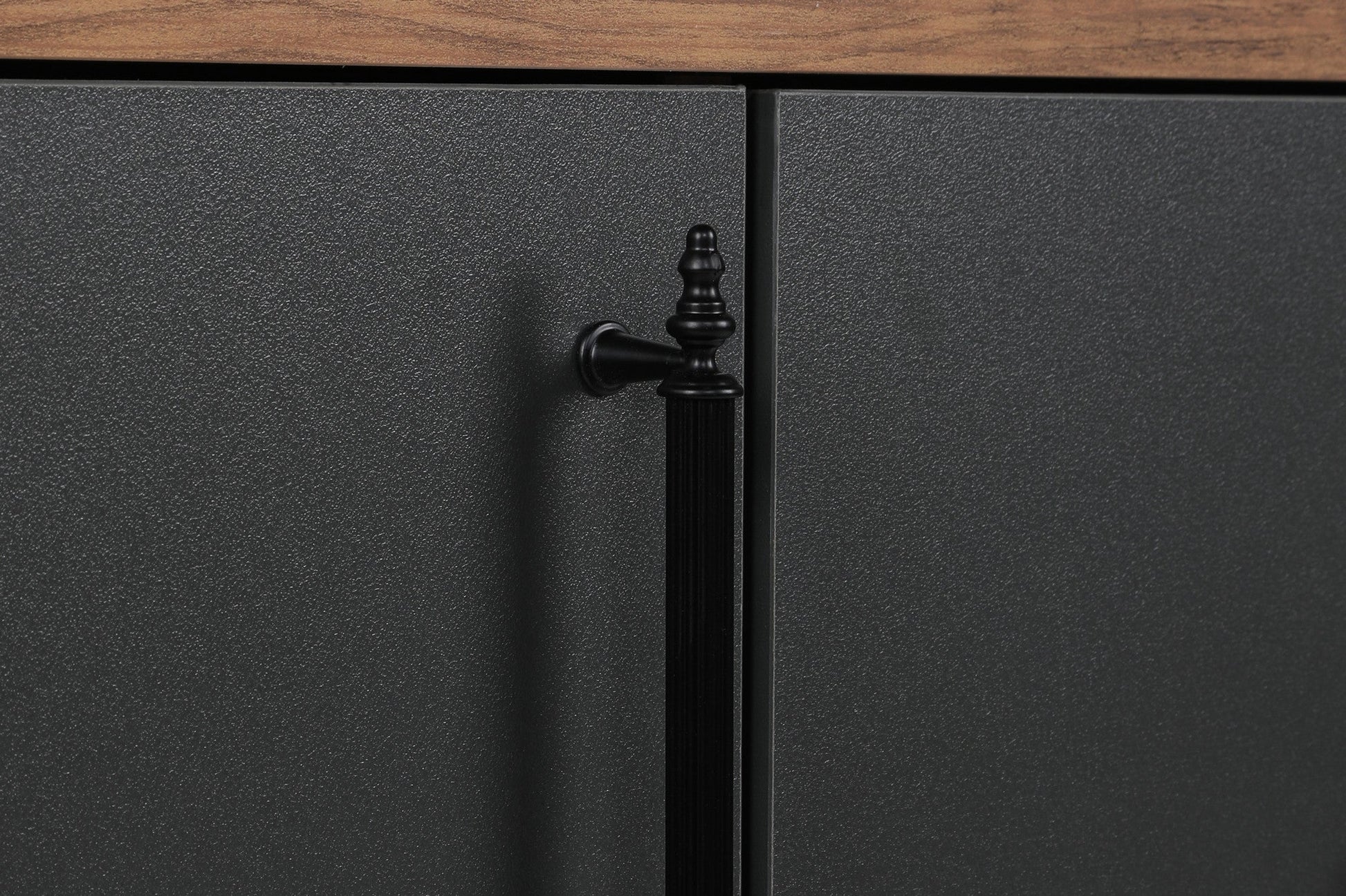 854KLN3907Tribo Home