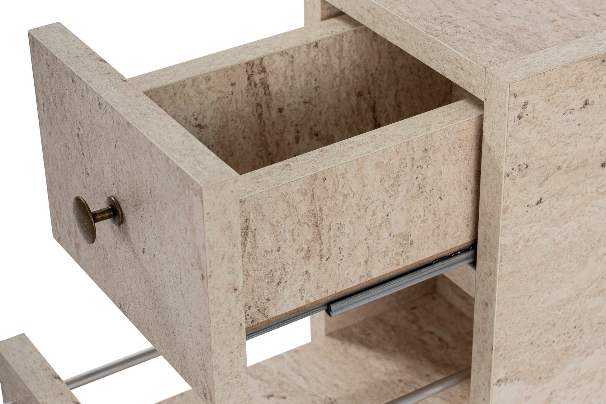 854KLN3917Tribo Home