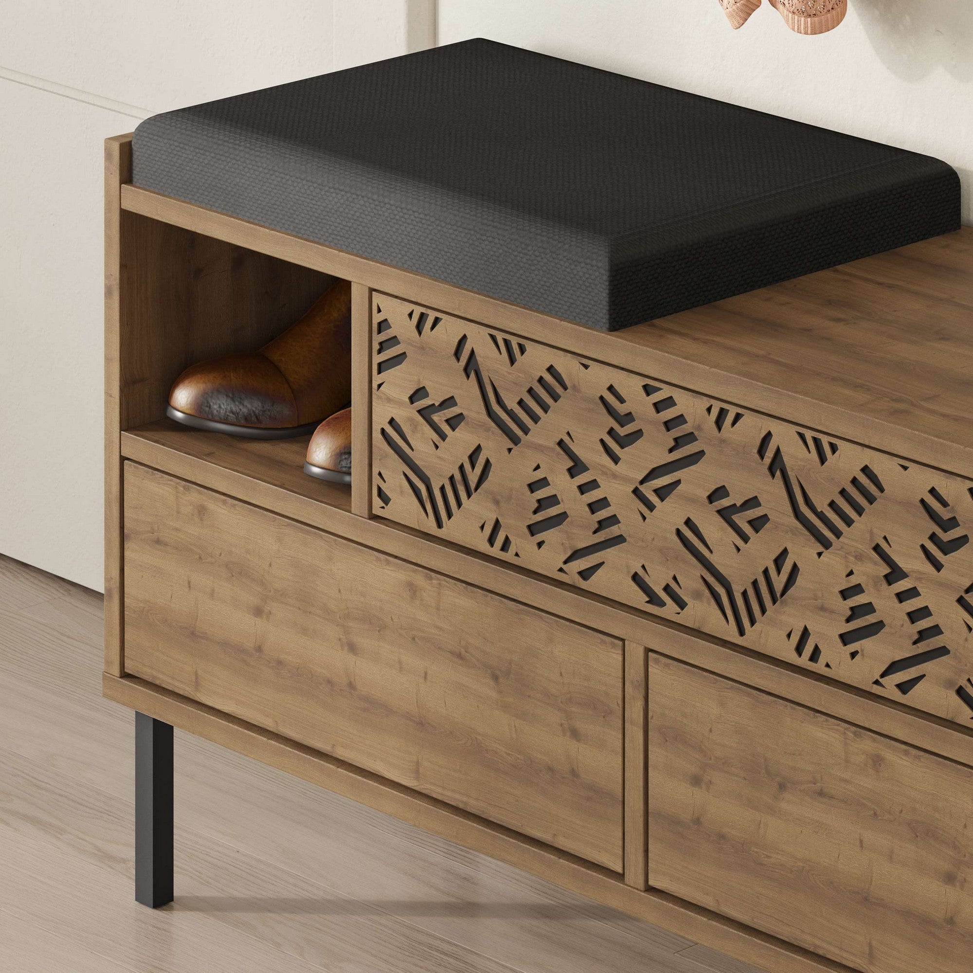 Sapateira estilosa com pés de metal, cor Hitit, 111 x 56,5 x 37 cm | Painel de partículas 100% revestido em melamina, 18 mm de espessura | Montável na parede, com prateleiras amplas