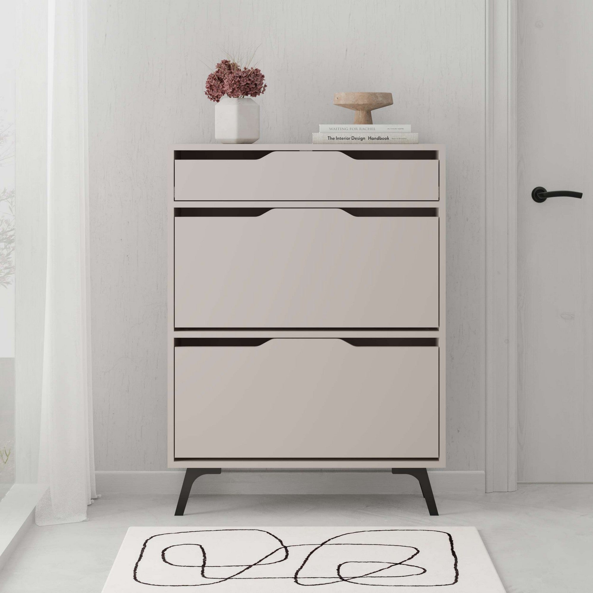 Sapateira estilosa, cor mocha claro, 81,6 x 110 x 29,5 cm | Painel de partículas 100% revestido em melamina, 18 mm de espessura | Montável na parede com inúmeras prateleiras