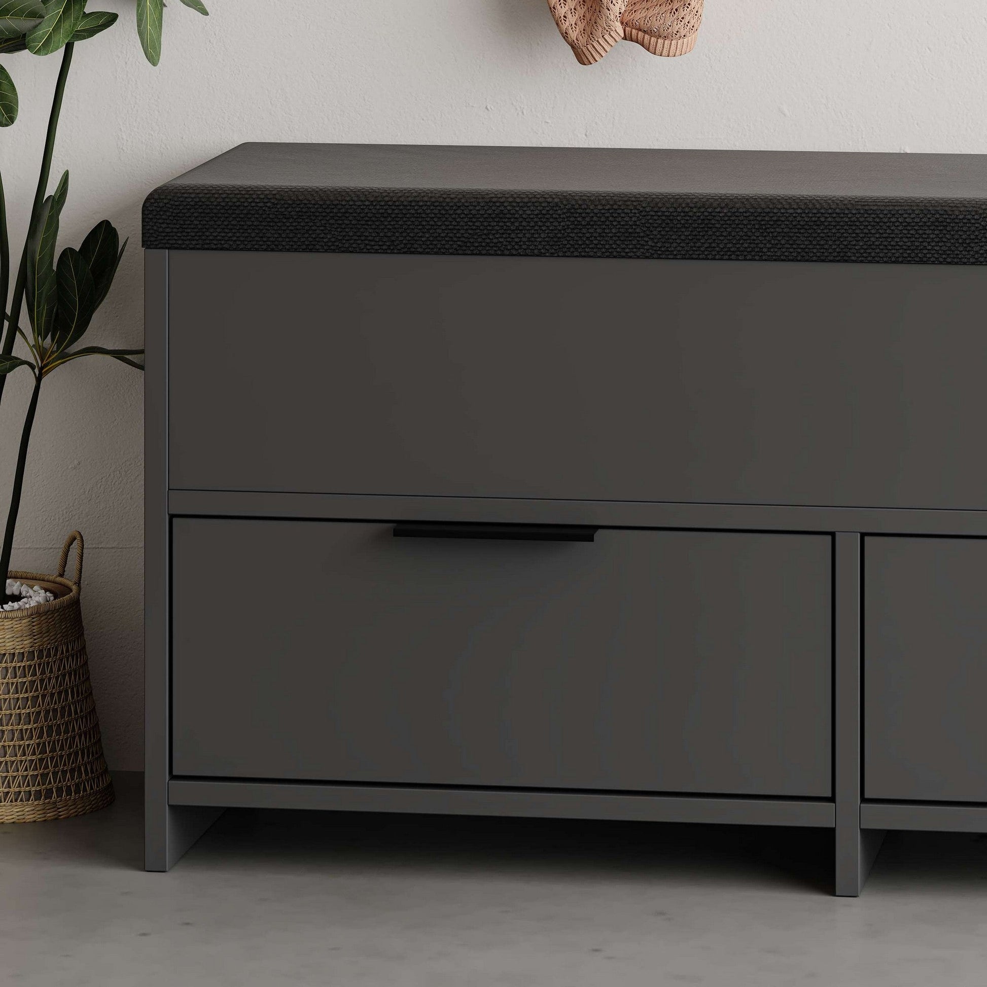 855DTE5182Tribo Home