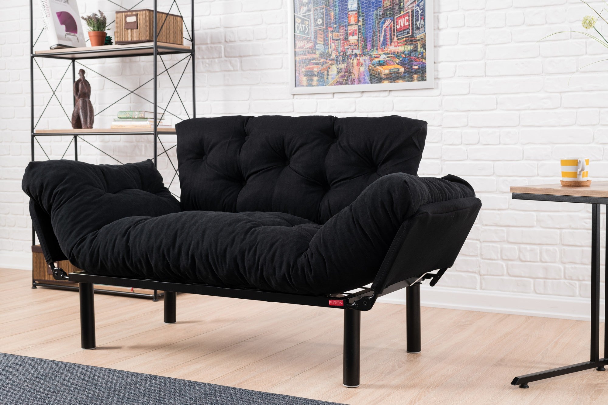 Sofá-cama elegante de 2 lugares, microfibra preta, 155 cm | Estrutura 100% metálica, espuma de alto DNS, fácil de limpar | Perfeito para espaços modernos, boêmios e industriais