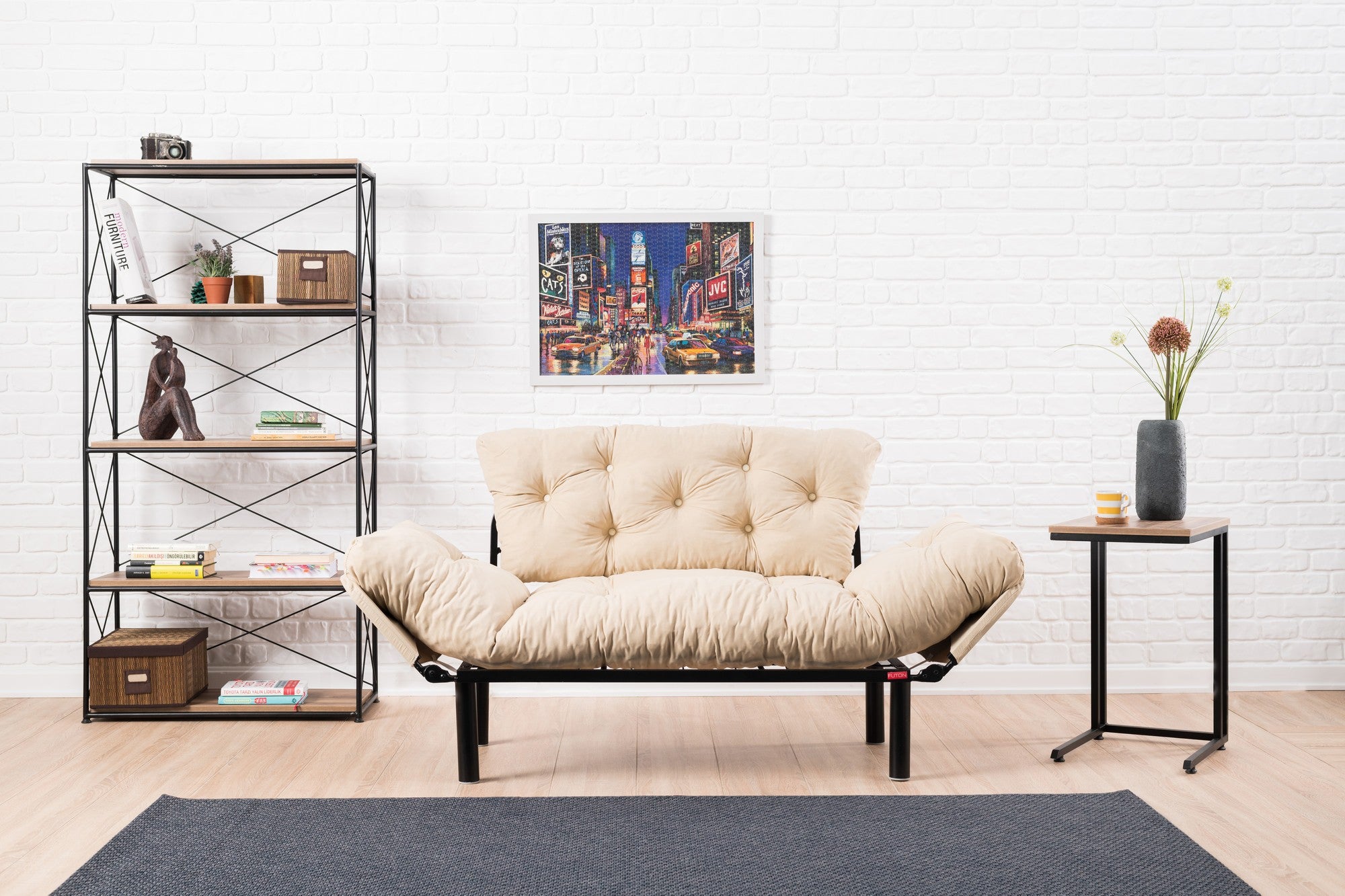 Sofá-cama elegante de 2 lugares, microfibra creme, 155 cm | Estrutura 100% metálica, espuma de alto DNS, fácil de limpar | Perfeito para espaços modernos, boêmios e industriais