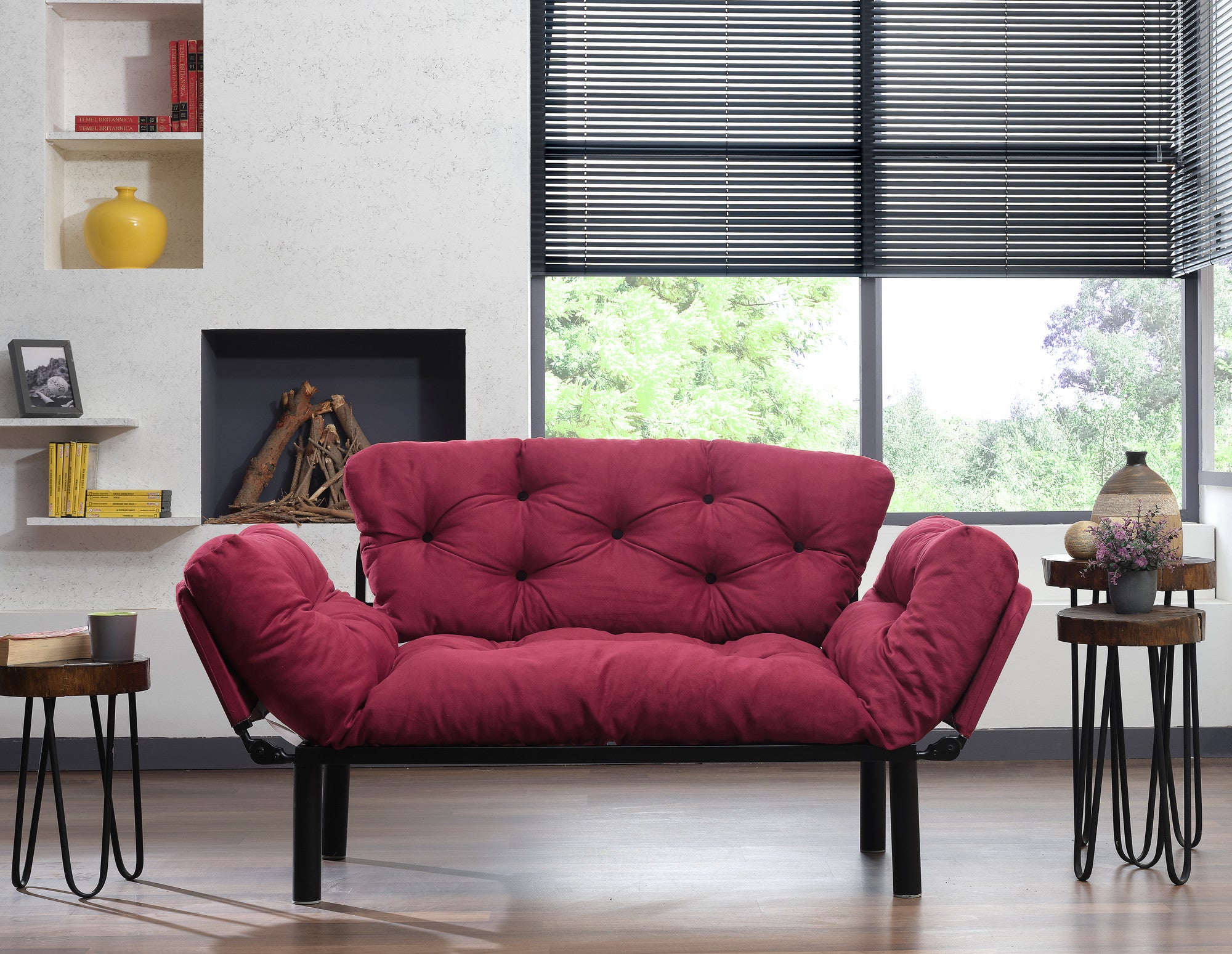 Sofá-cama elegante de 2 lugares, marrom, 155 x 80 x 70 cm | Estrutura 100% metálica, tecido fácil de limpar, espuma de alta densidade, peso máximo de 200 kg | Perfeito para decoração boêmia e industrial