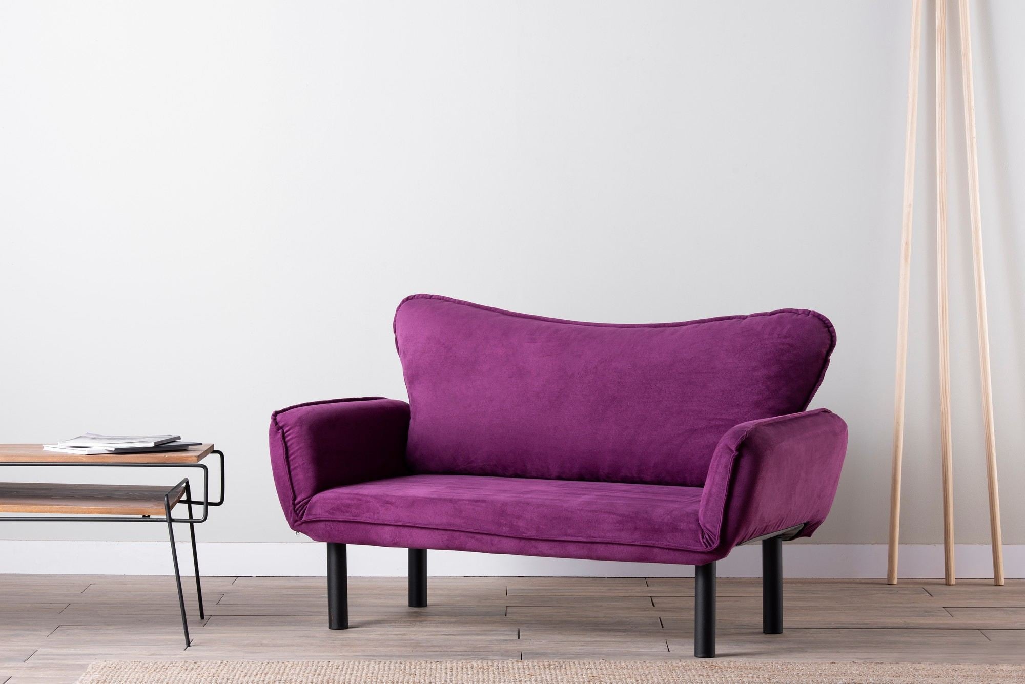 Sofá-cama moderno de 2 lugares, roxo, 150 cm | Estrutura 100% metálica, tecido fácil de limpar, braços multiposições, capacidade de 200 kg | Elegante e funcional para casa e hotel