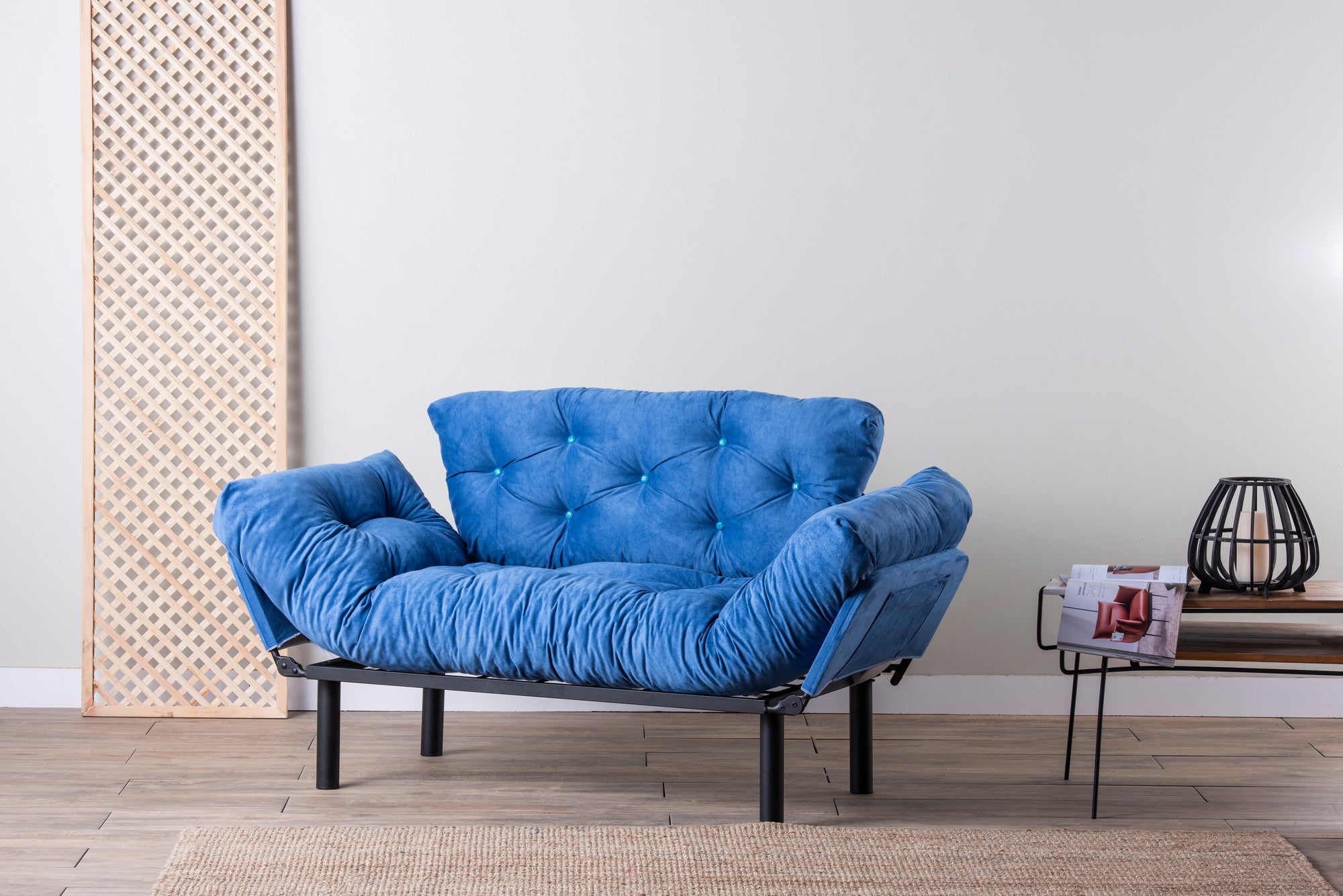 Sofá-cama moderno de 2 lugares, tecido de poliéster azul, 155 cm | Estrutura 100% metálica, braços ajustáveis em 5 níveis, capacidade de 200 kg | Elegante e funcional para qualquer espaço