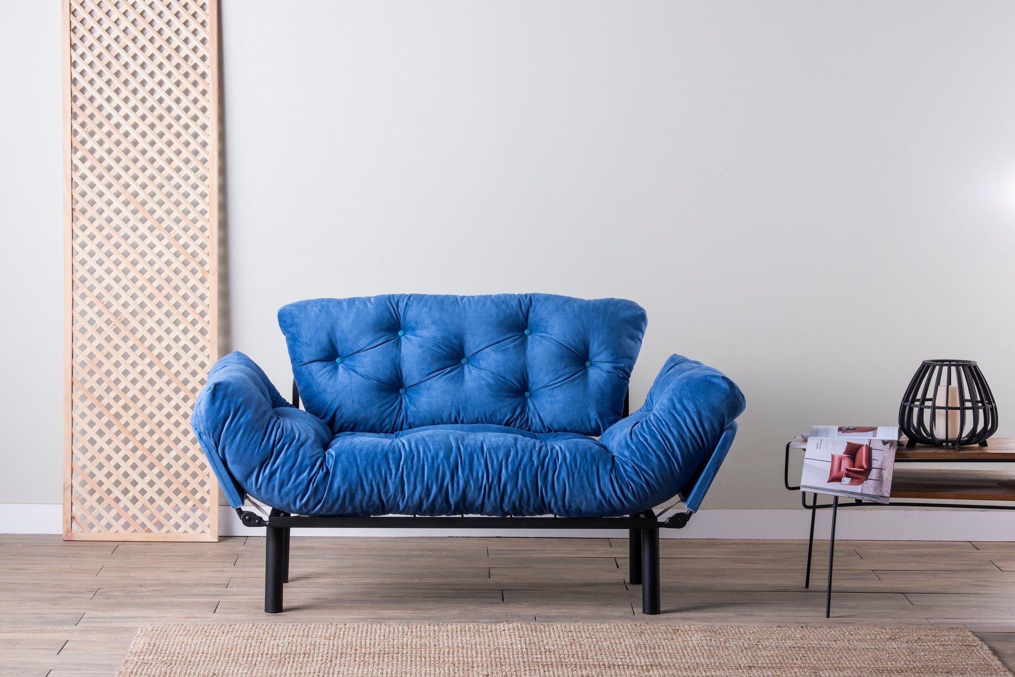 Sofá-cama moderno de 2 lugares, tecido de poliéster azul, 155 cm | Estrutura 100% metálica, braços ajustáveis em 5 níveis, capacidade de 200 kg | Elegante e funcional para qualquer espaço