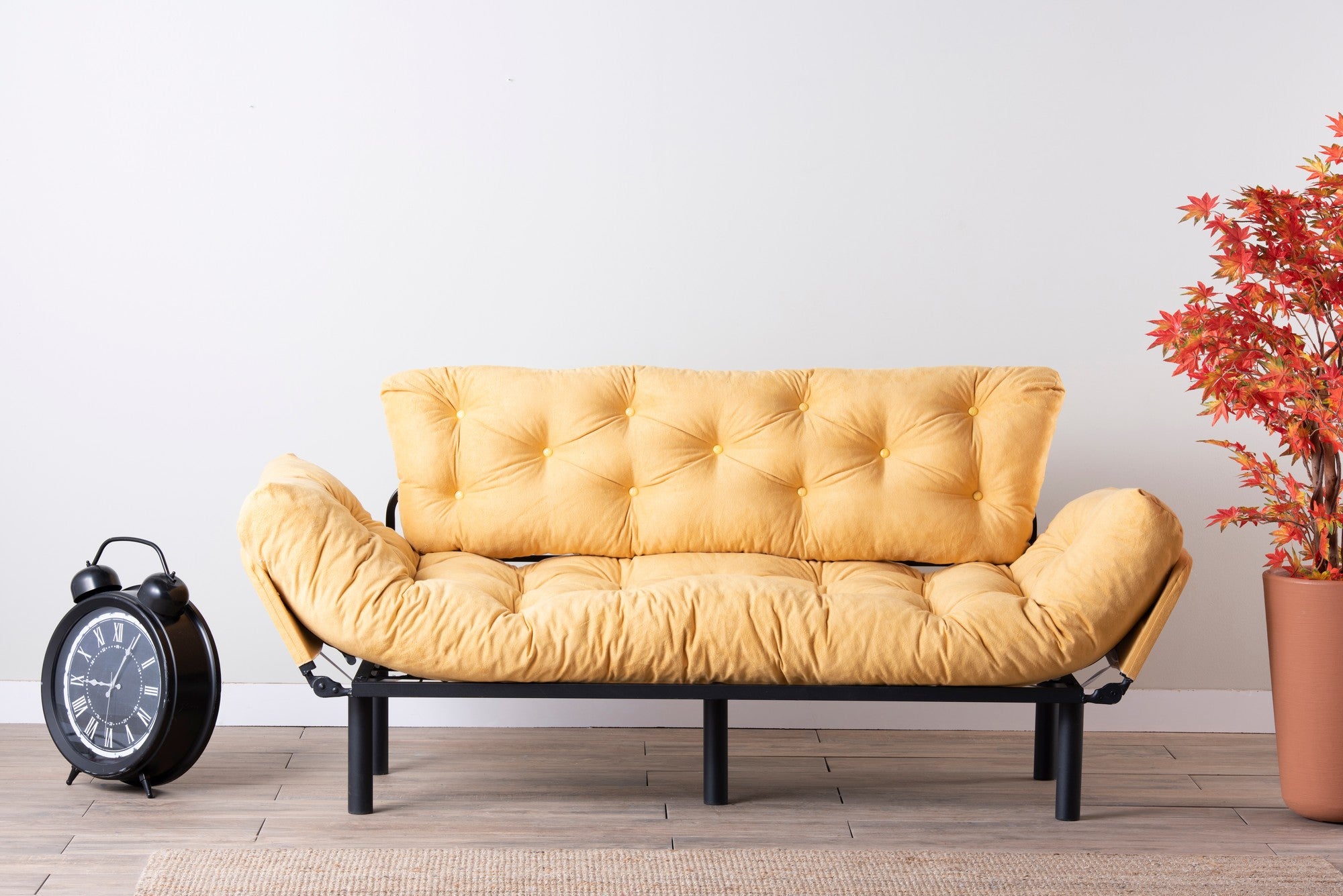Sofá-cama moderno de 3 lugares, amarelo mostarda, 185 cm | Estrutura 100% metálica, espuma 24 DNS, braços ajustáveis em 5 níveis | Elegante e funcional para qualquer espaço