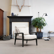Poltrona moderna – 77x90x84 cm – creme – madeira de faia