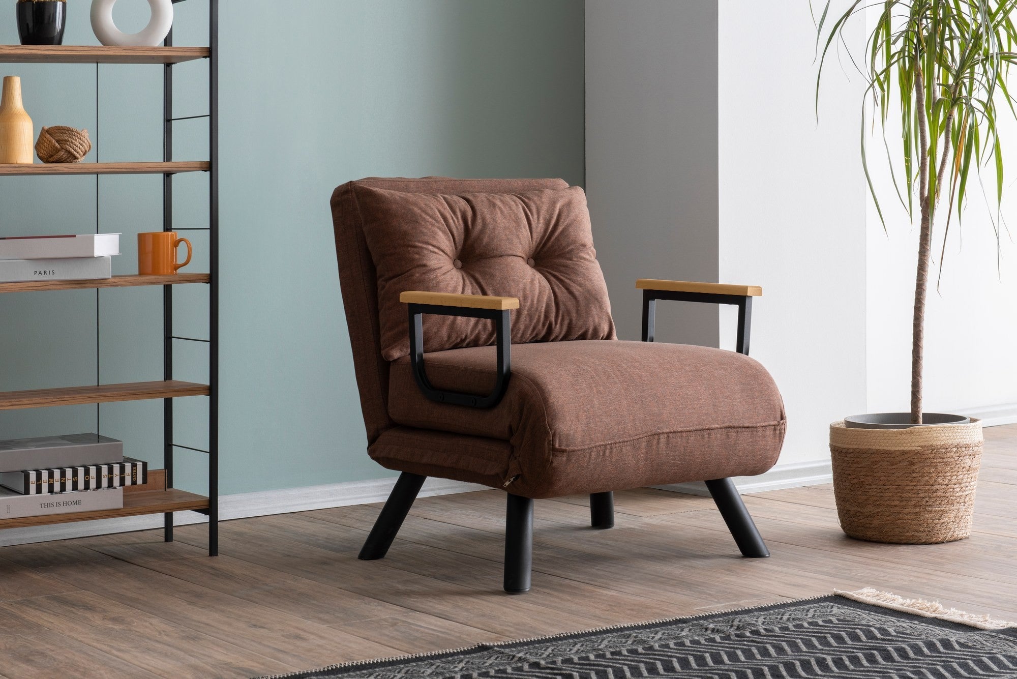 Sofá-cama versátil de 1 lugar, marrom claro, estrutura 100% metálica | Tecido de linho, encosto ajustável em 14 níveis, fácil conversão, peso máximo de 100 kg | Perfeito para espaços pequenos