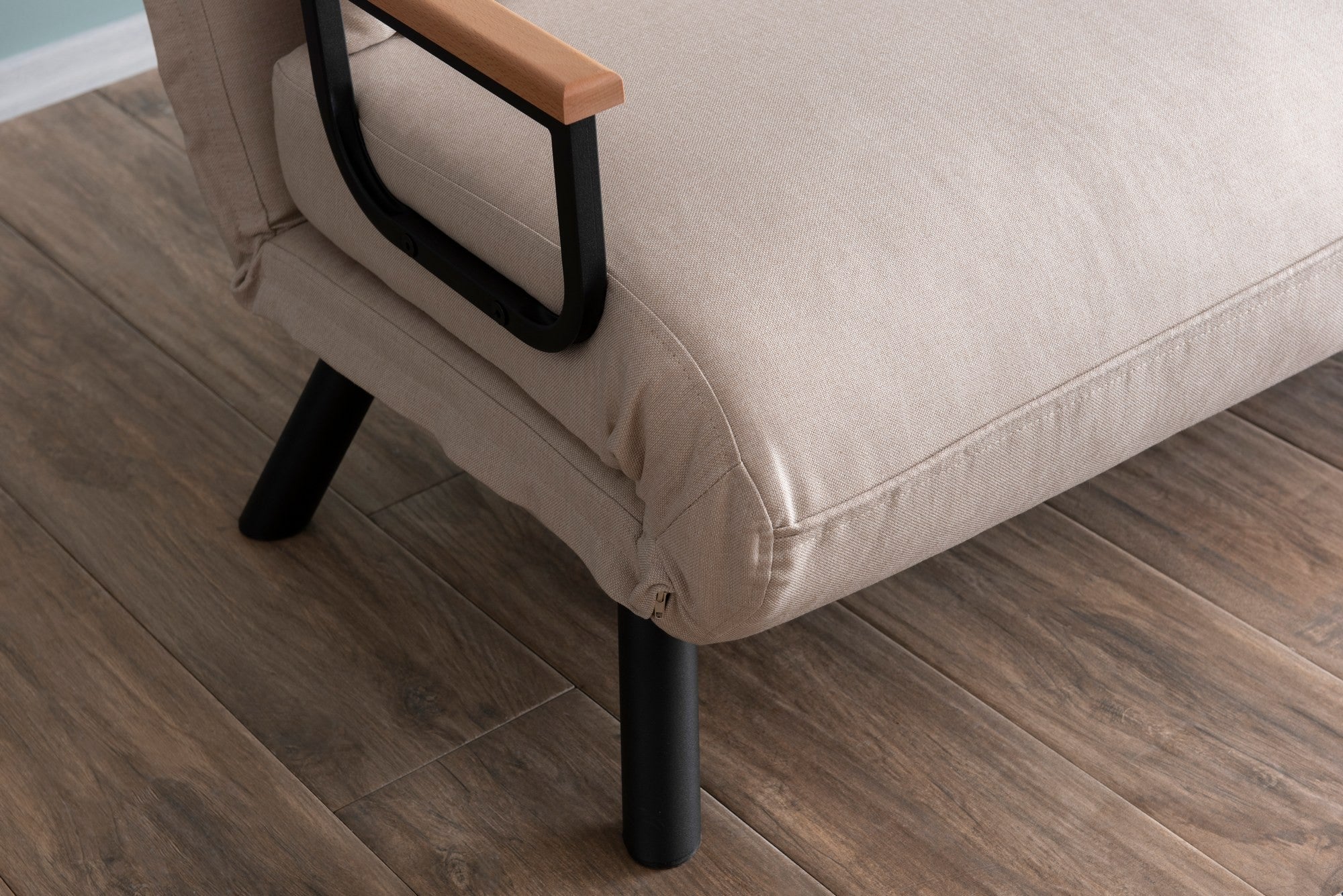 Sofá-cama elegante de 2 lugares, tecido de linho creme, estrutura 100% metálica | Encosto ajustável em 14 níveis, fácil conversão, peso máximo de 200 kg | Perfeito para espaços modernos