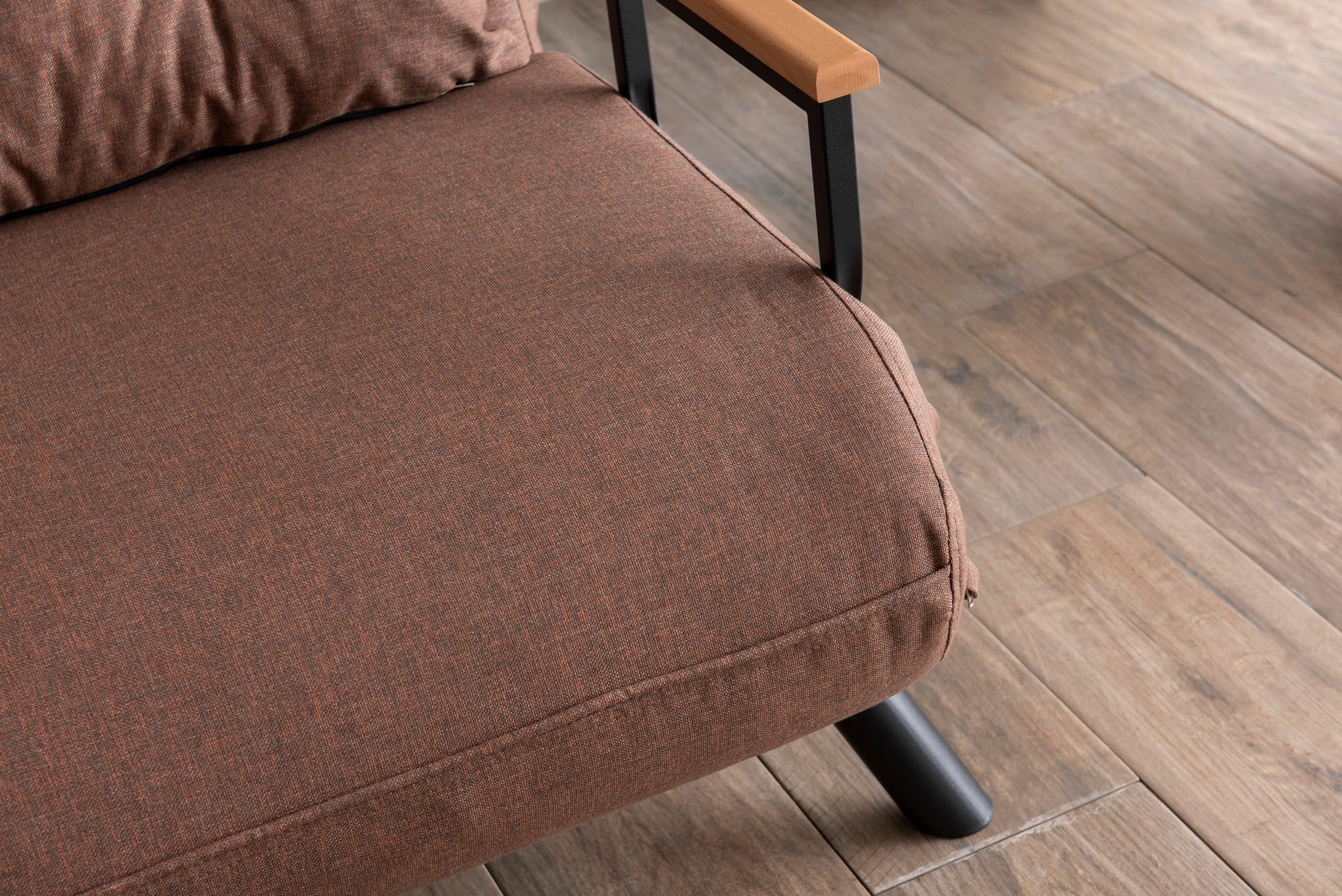 Sofá-cama marrom claro de 2 lugares, estrutura 100% metálica, tecido de linho, encosto ajustável em 14 níveis, converte-se facilmente, peso máximo de 200 kg, elegante e funcional