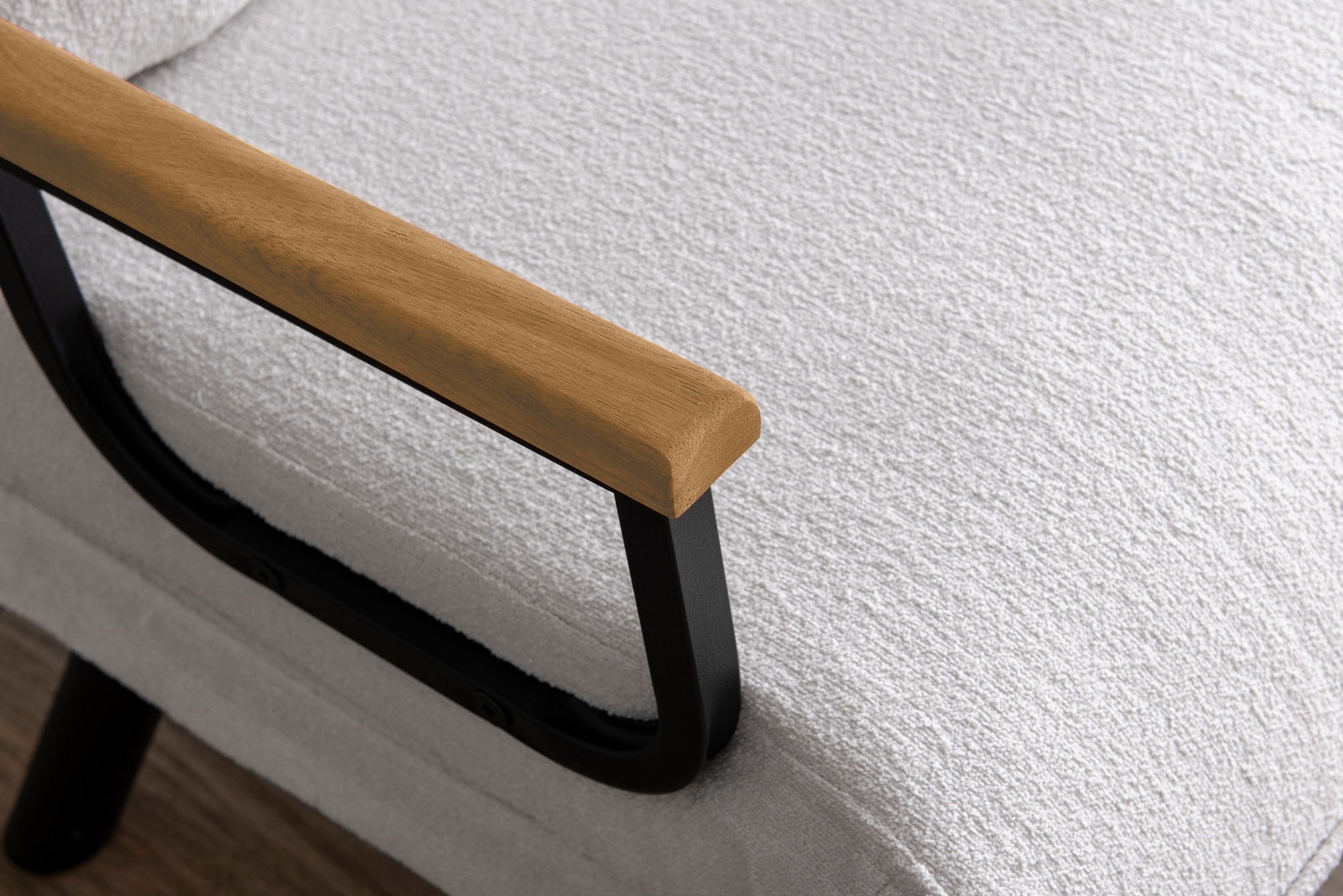 Sofá-cama versátil de 1 lugar, branco, estrutura 100% metálica, tecido Teddy, encosto ajustável em 14 níveis, fácil conversão, peso máximo de 100 kg, elegante e funcional