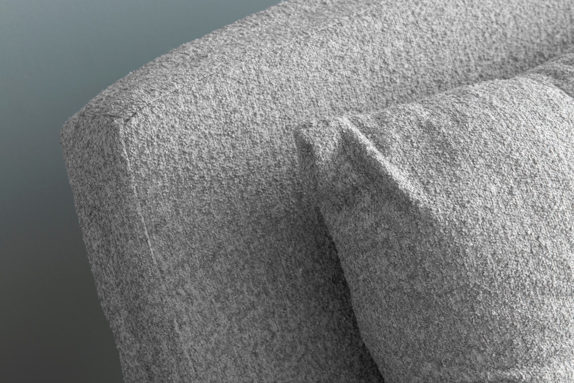 Sofá-cama elegante de 2 lugares, tecido Teddy cinza, estrutura 100% metálica | Encosto ajustável em 14 níveis, fácil conversão, peso máximo de 200 kg | Perfeito para espaços modernos