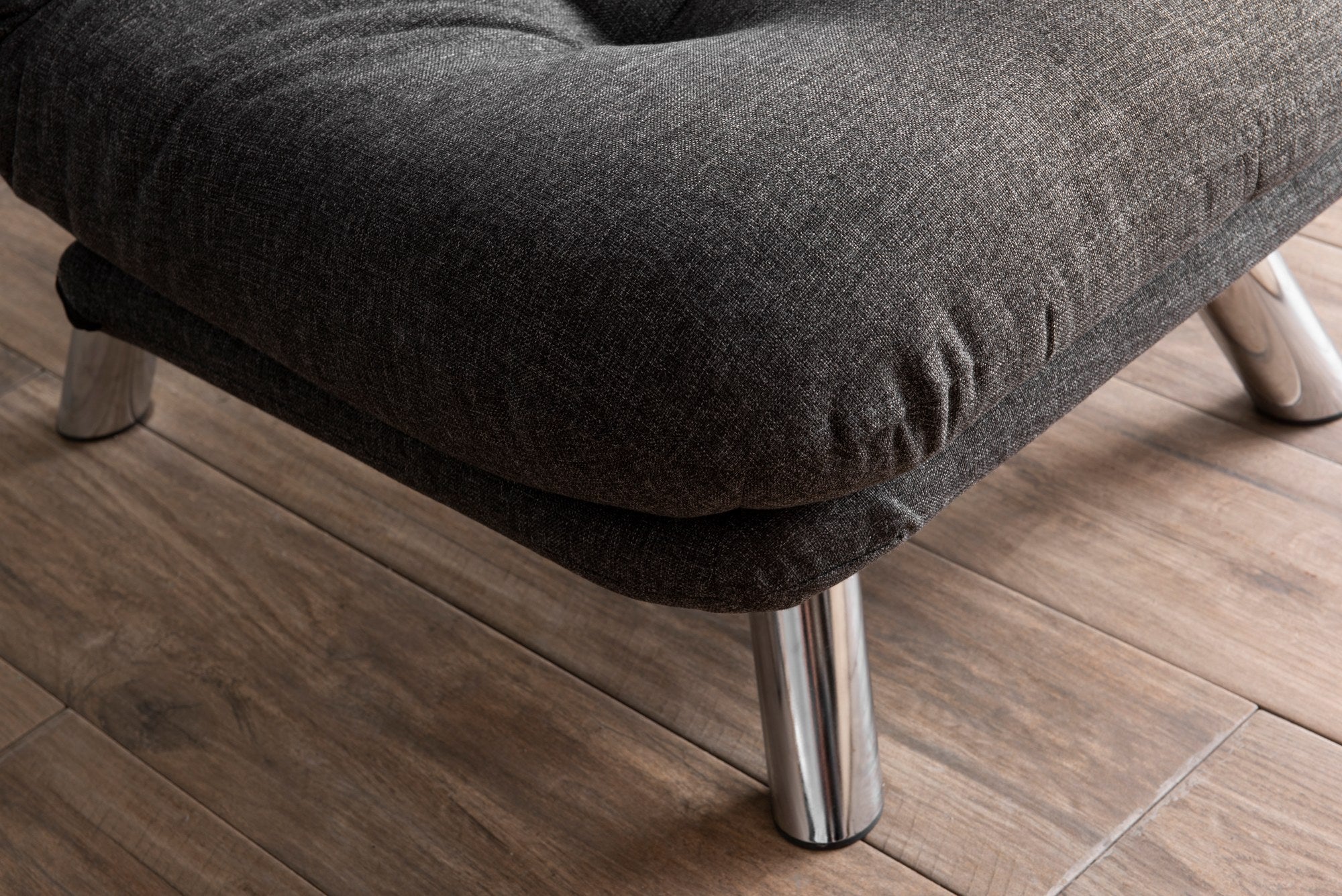 Sofá-cama versátil de 1 lugar, cinza escuro, estrutura 100% metálica, tecido de linho fácil de limpar | Encosto multiposições, capacidade de 100 kg, perfeito para espaços pequenos