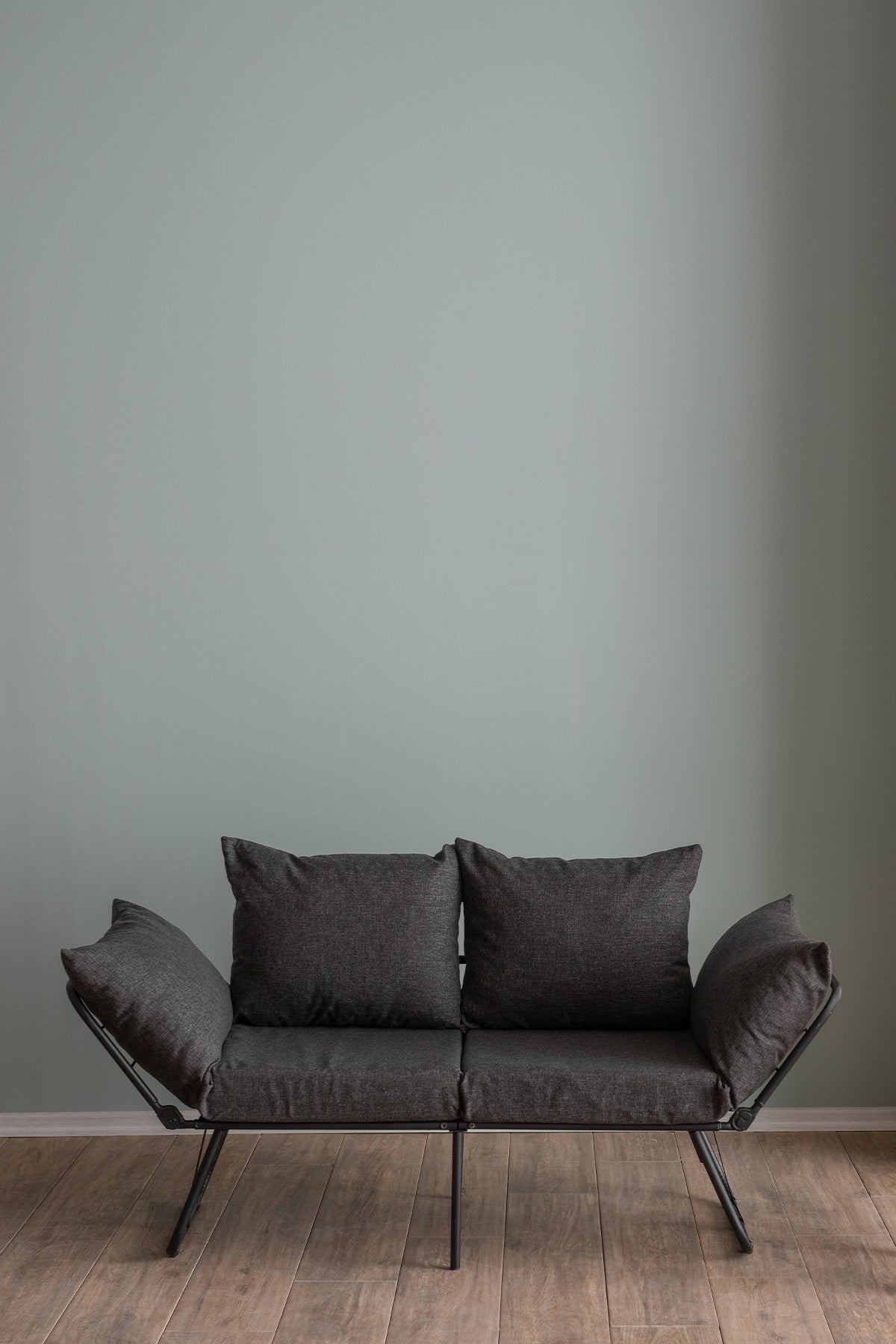Sofá-cama elegante de 2 lugares, cinza escuro, 150 cm | Estrutura 100% metálica, tecido de linho, facilmente conversível, espuma 24 DNS, perfeito para espaços de convivência modernos