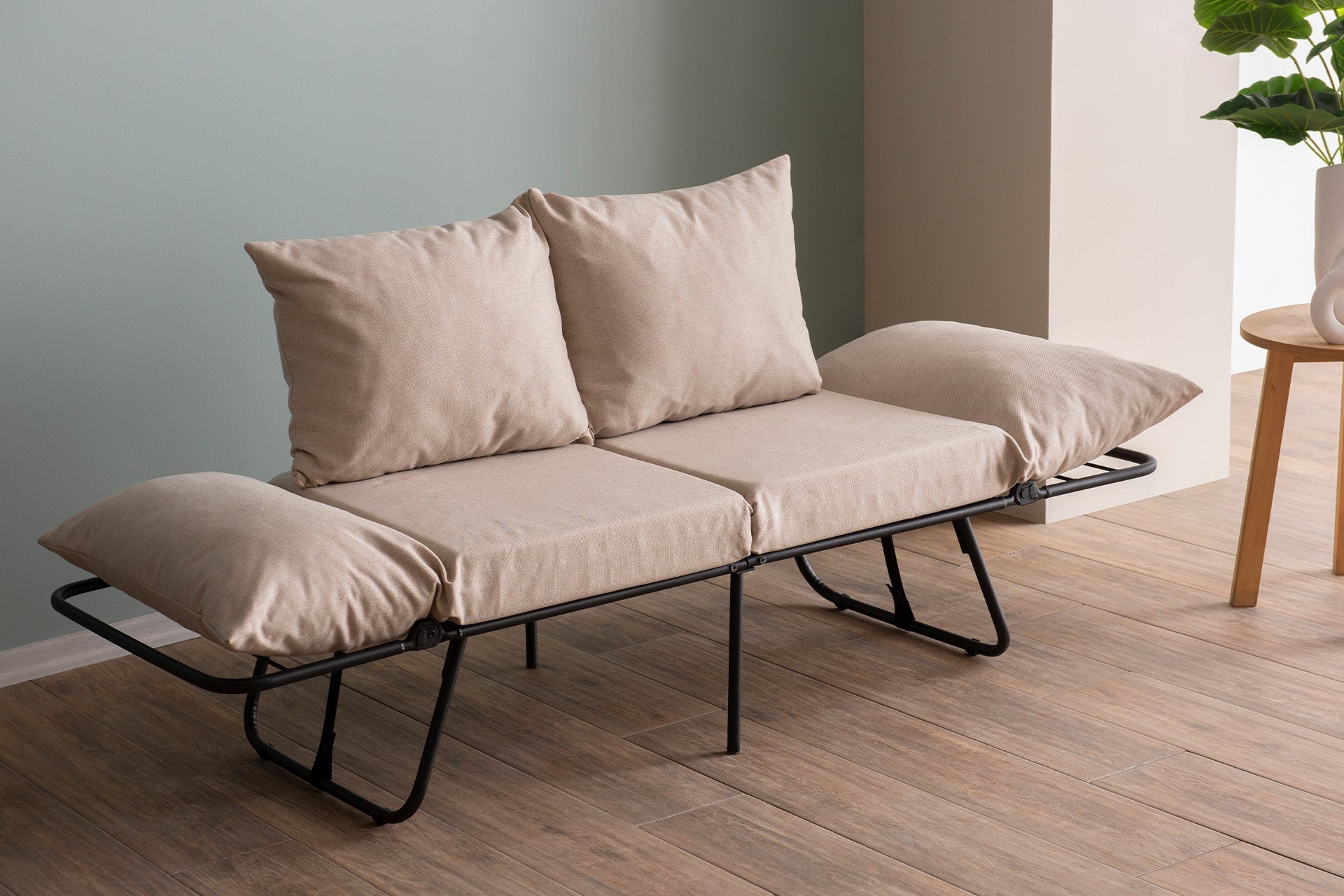 Sofá-cama elegante de 2 lugares, tecido de linho creme, 150 cm | Estrutura 100% metálica, braços ajustáveis, fácil conversão | Perfeito para espaços de convivência modernos