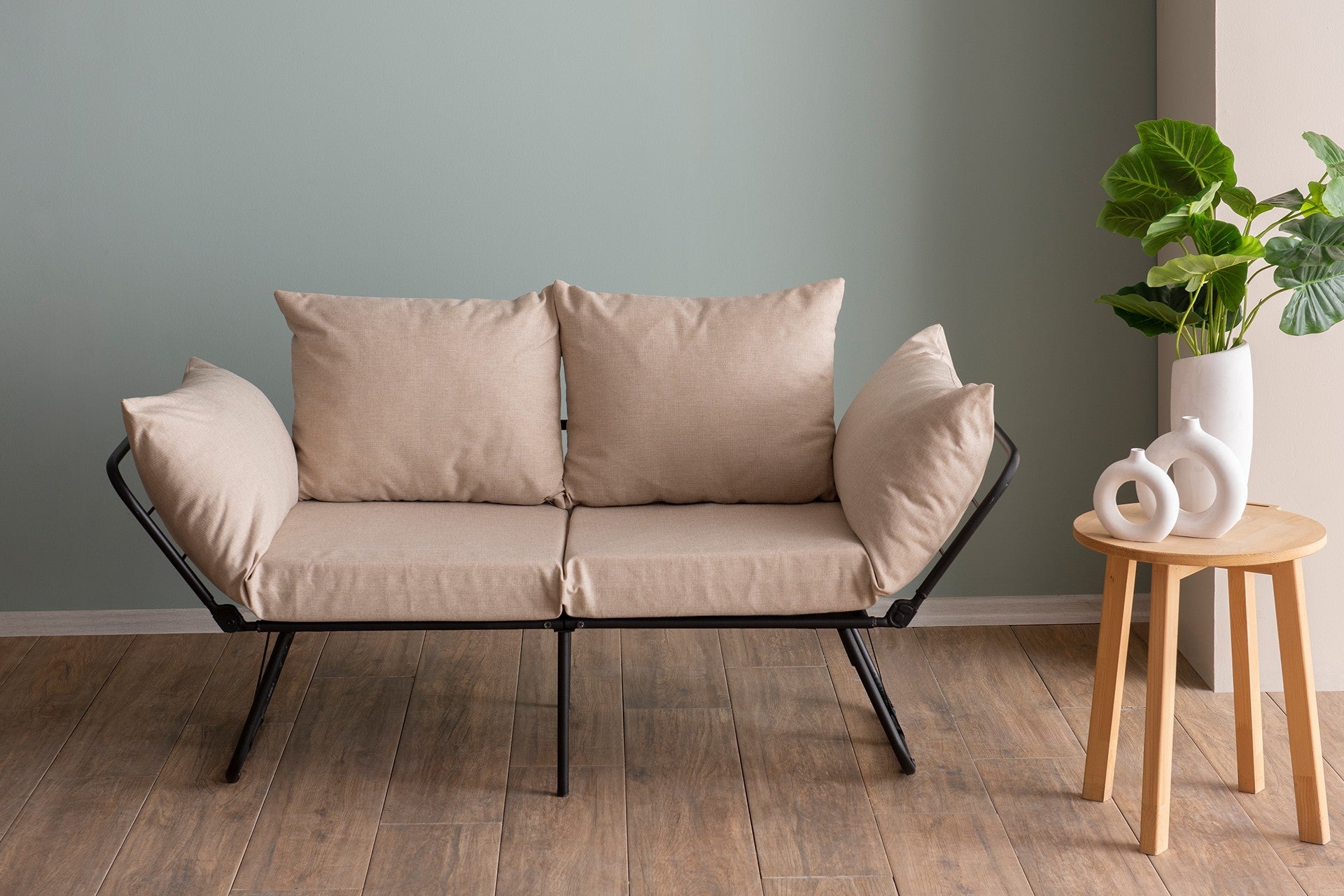 Sofá-cama elegante de 2 lugares, tecido de linho creme, 150 cm | Estrutura 100% metálica, braços ajustáveis, fácil conversão | Perfeito para espaços de convivência modernos