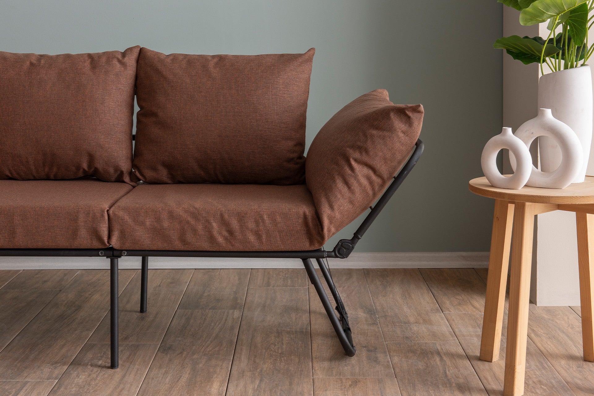 Sofá-cama marrom claro de 2 lugares, estrutura 100% metálica, tecido de linho, 150 cm | Facilmente conversível, braços ajustáveis em 14 níveis, perfeito para espaços modernos