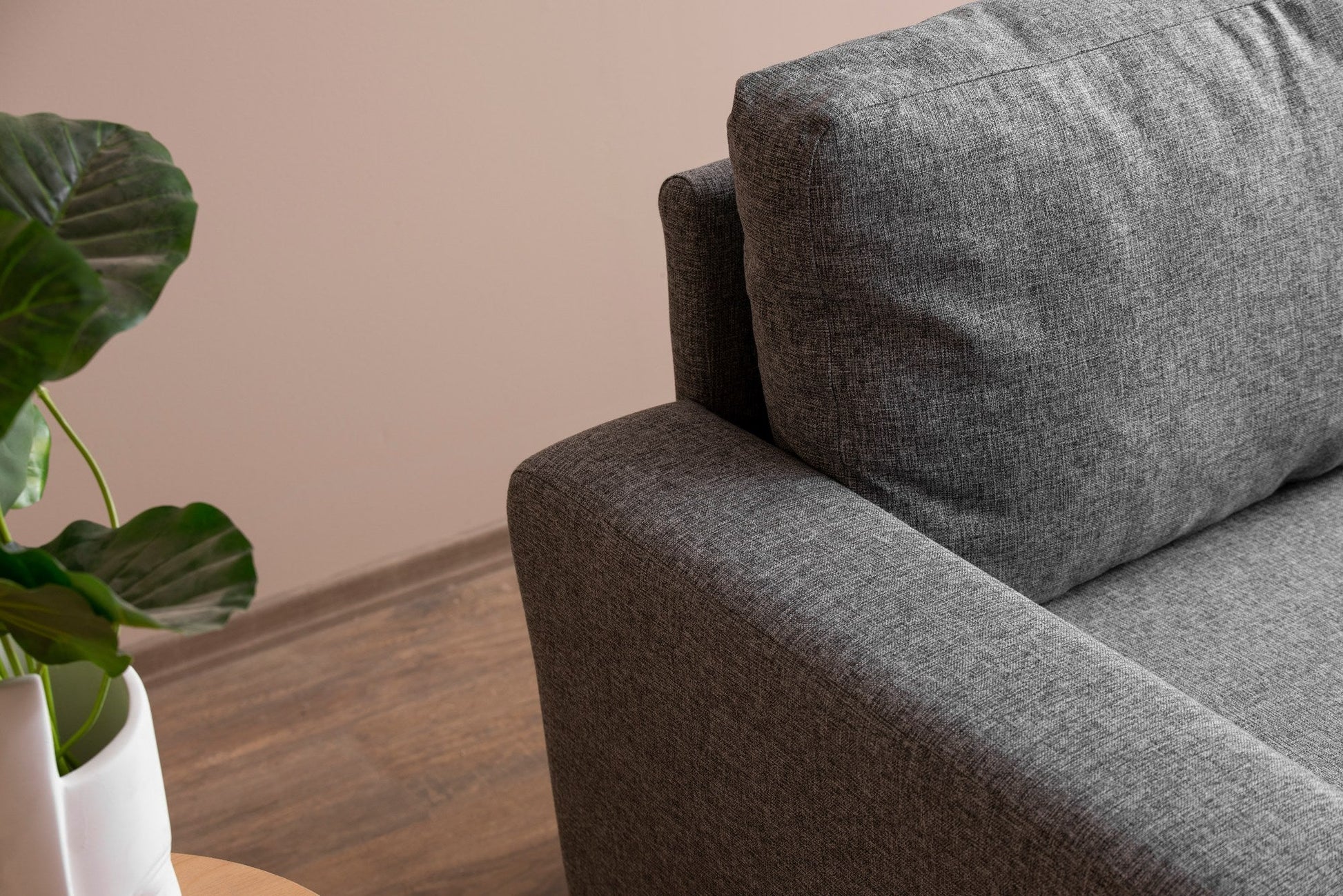 859FTN2713Tribo Home